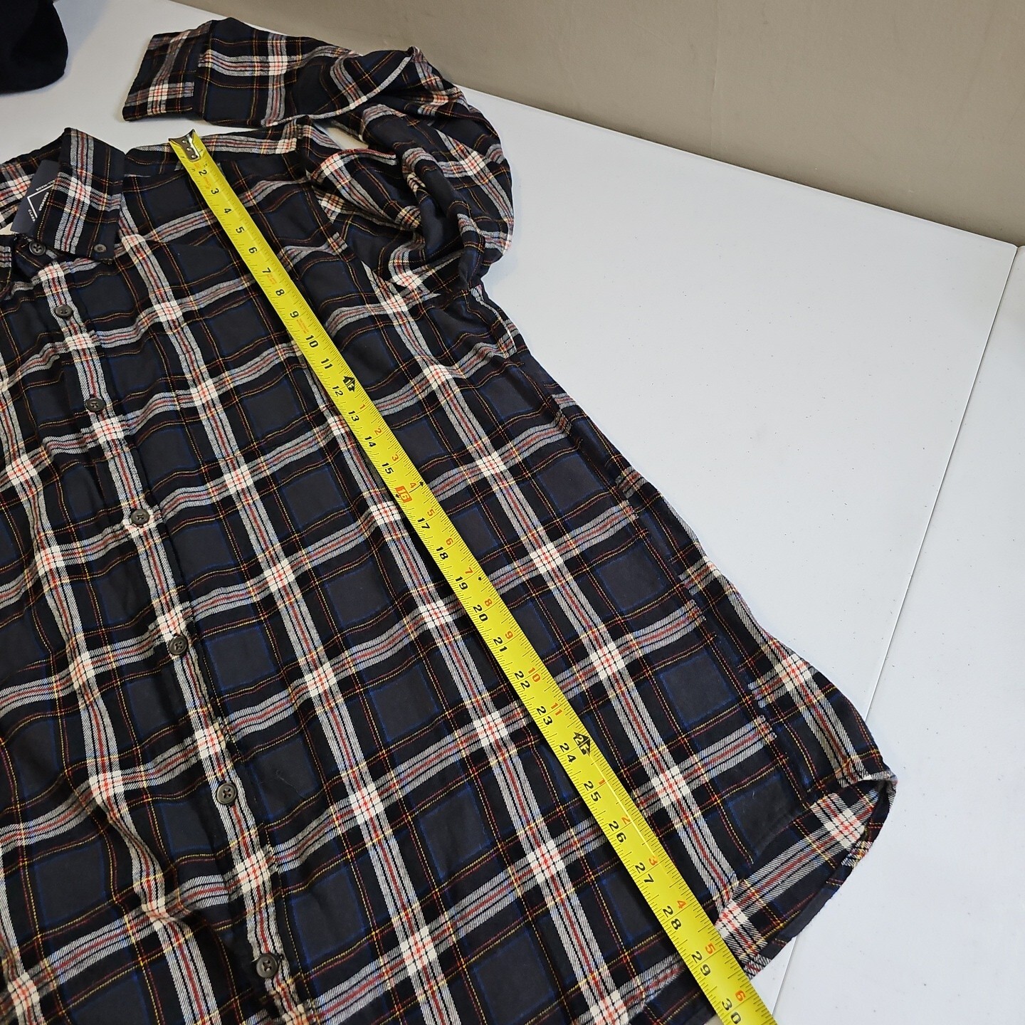 NEW NWT St. Johns Bay Flannel Long L Sleeve Dark Gray Multi-colored Plaid Shirt