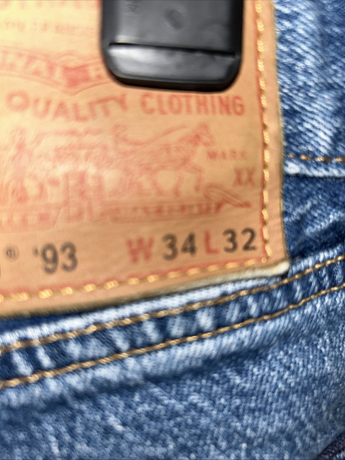 Levis 501 Jeans Mens Size 34×32 Medium Wash Straight Leg
