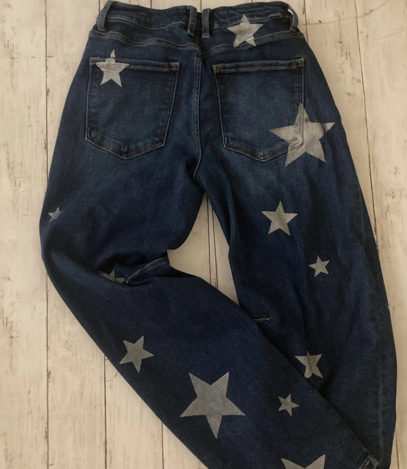NWOT Risen Womens barrel jeans stars design ⭐️⭐️🤩 -size 5!!