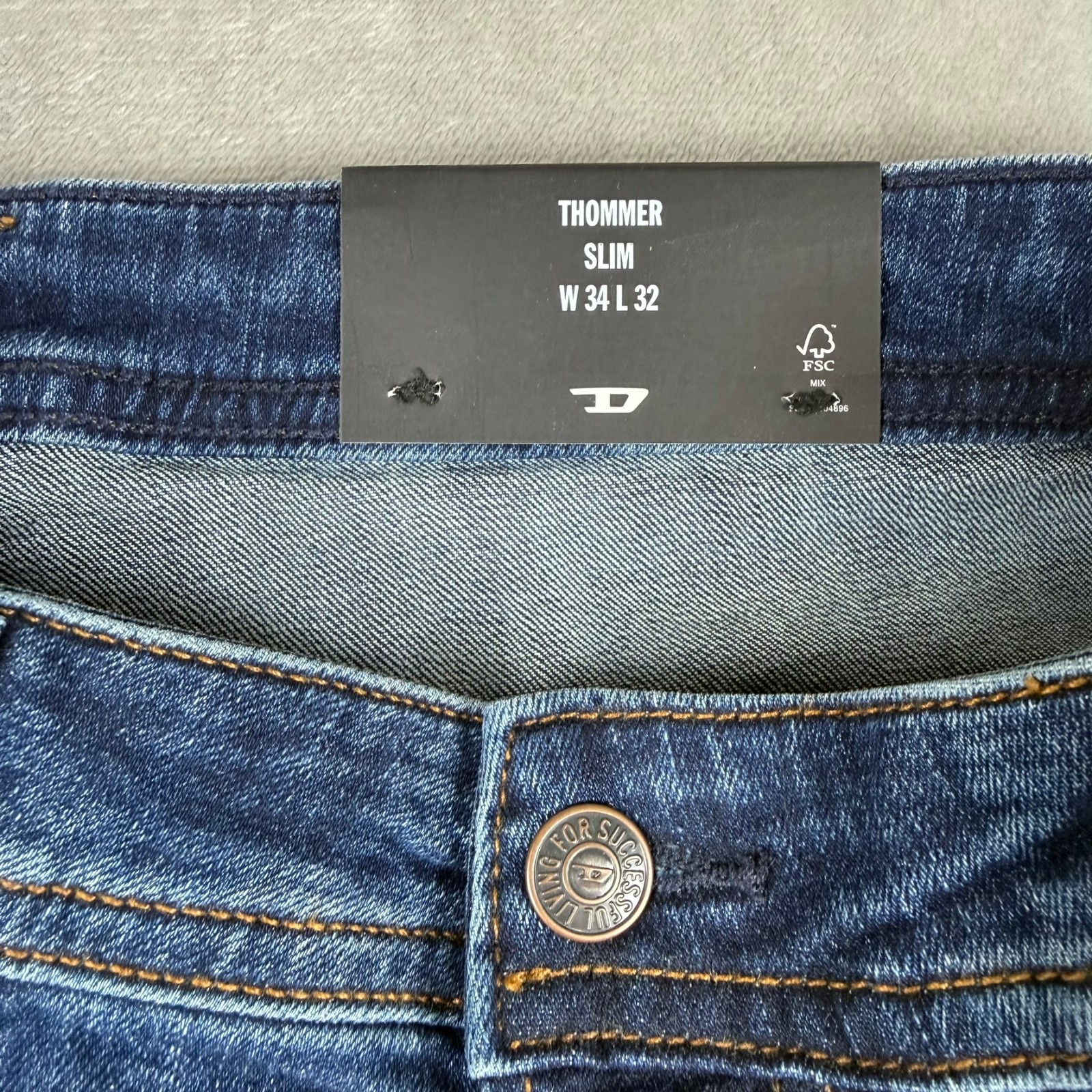 Diesel Thommer Slim Jeans Mens 34×32 Mid Blue Denim Stretch Straight $250 NWT