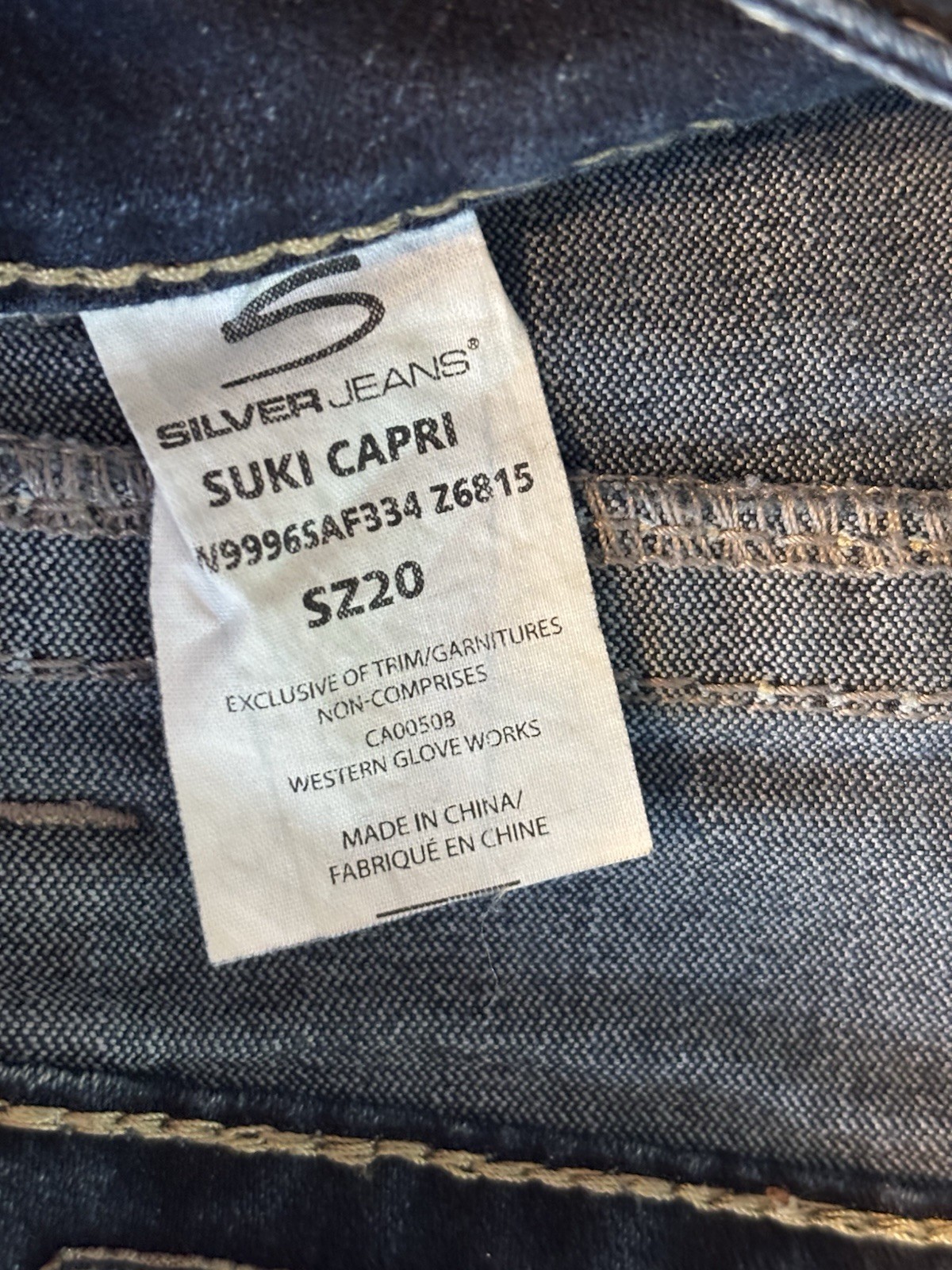 Silver Jeans Co Suki Capri Plus Size 20 Curvy Mid Rise Dark Wash L9996SAF334