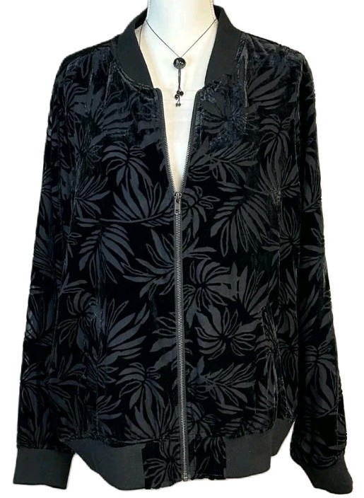 NWOT Torrid Floral Burnout Full Zip Bomber Jacket Black Gray Size 3 Women’s