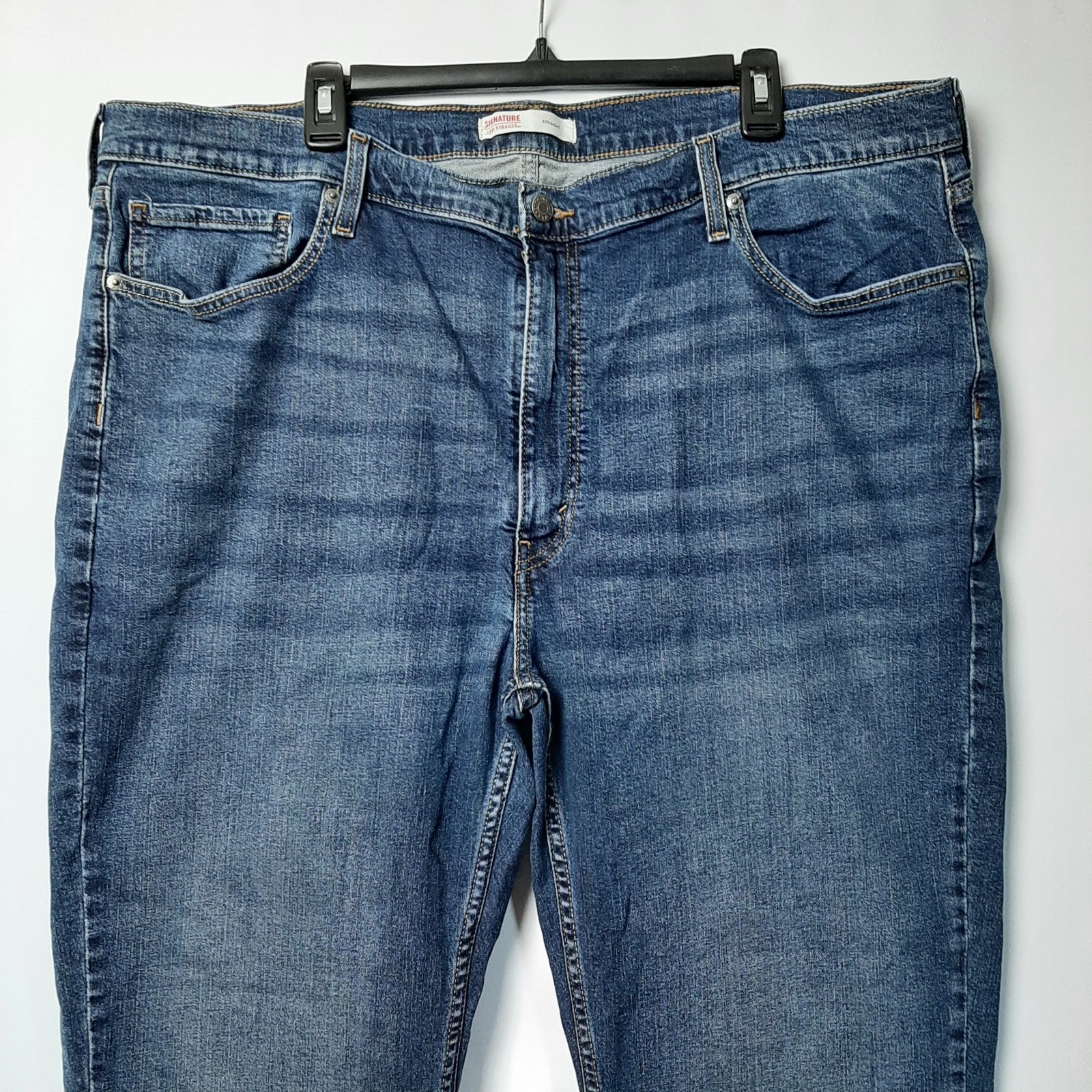 Signature by Levi Strauss Straight Jeans Mens 44×30 (FITS 42×28.5) Blue Denim