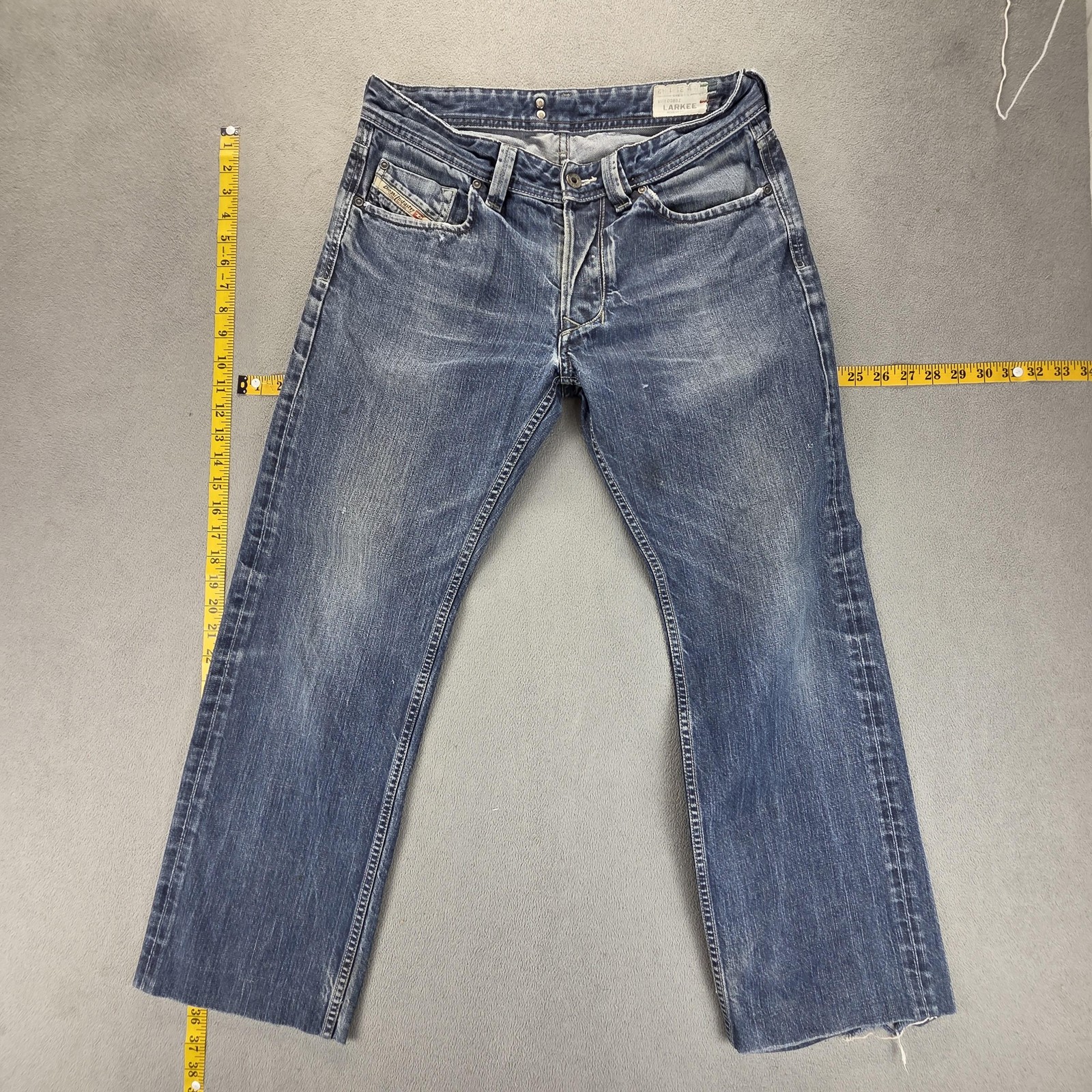 Diesel Jeans Mens 31×32 Blue Larkee Regular Straight Made Italy Button Fly 0088Z