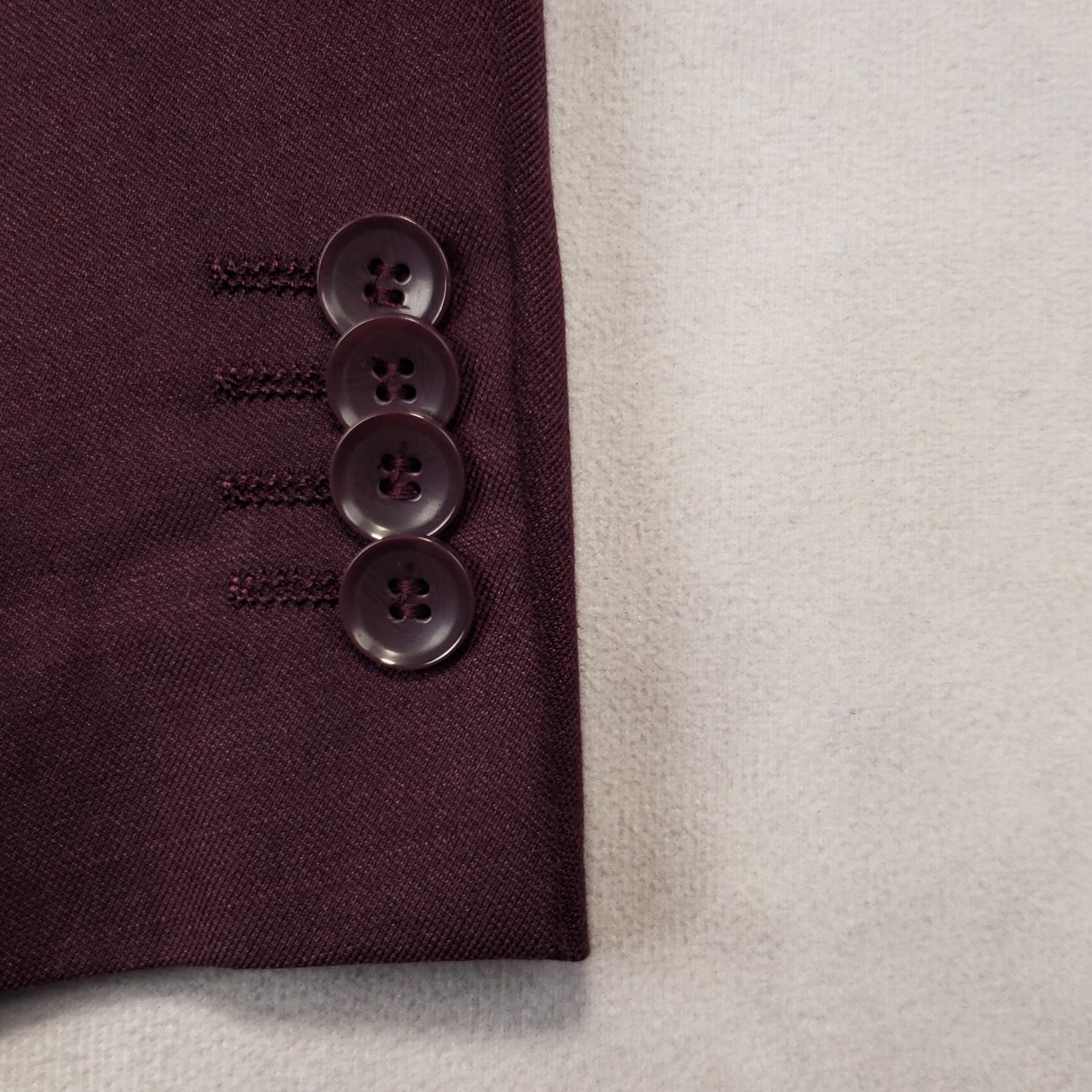 Lineage Sport Coat Men’s 46R Burgundy Two Button Double Vented Stretch Blazer