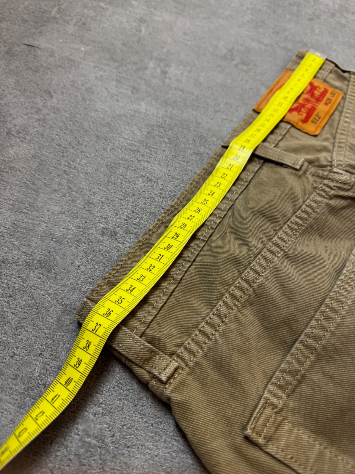 Levi’s 512 Trousers Mens W28 L30 Beige Sand Slim Tapered Twill Jeans Pants Chino