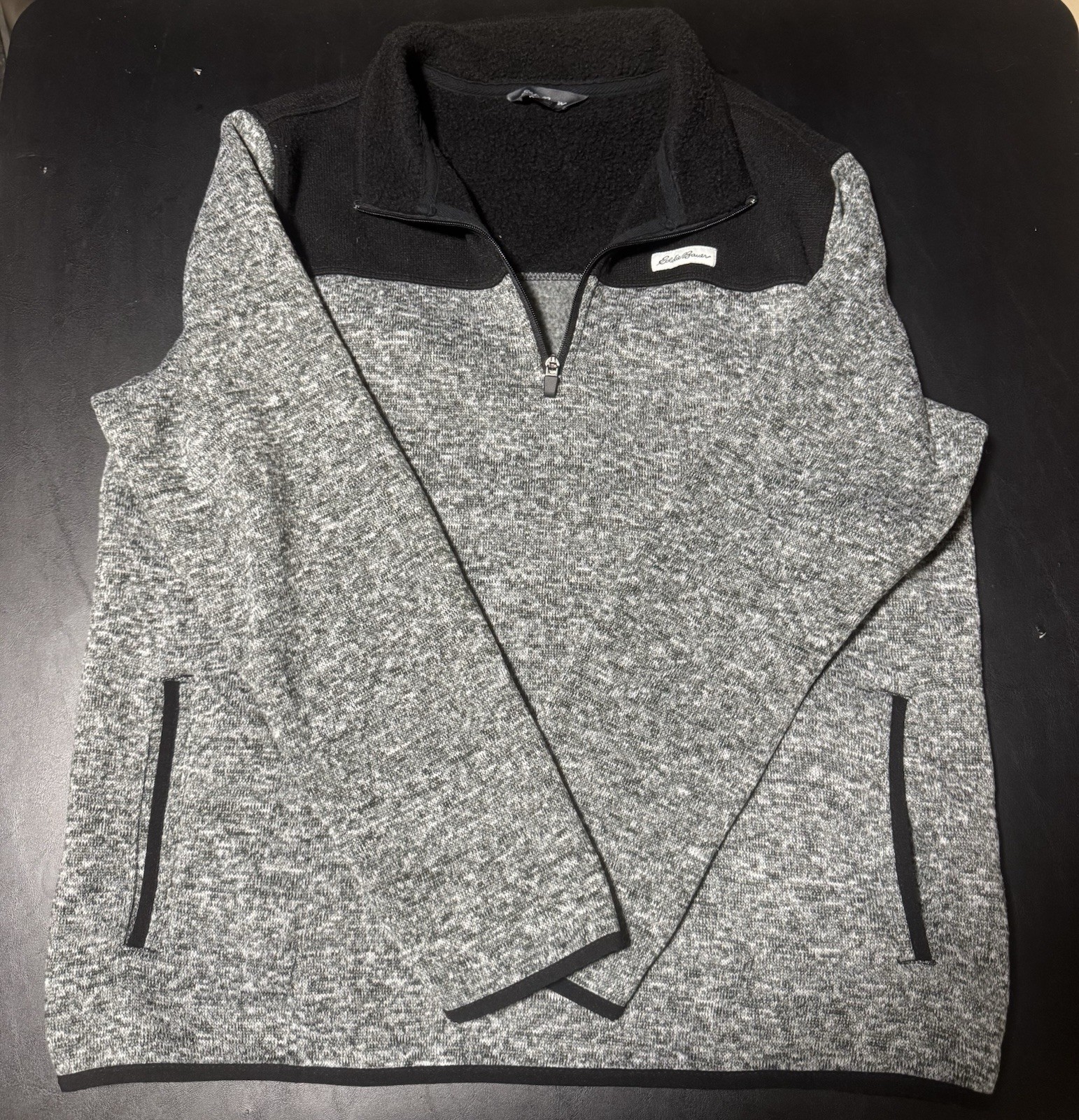 Eddie Bauer 1/4 Zip Black Grey Sweater Men’s L Pullover Long Sleeve Mock Neck