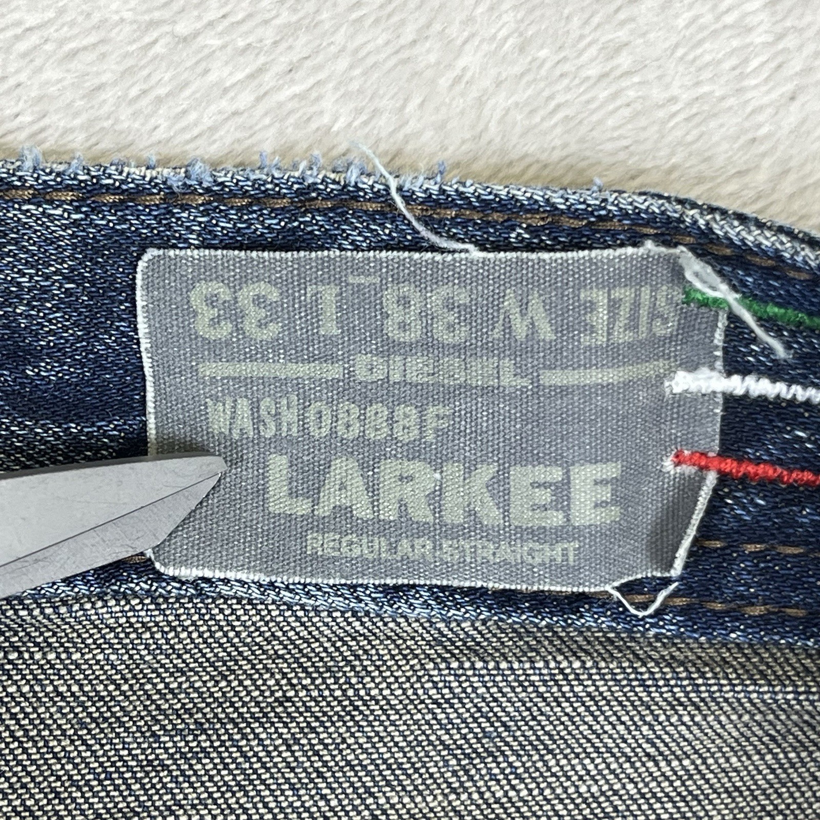 Diesel Jeans Mens 38×30* Blue Larkee Distressed Fade Whiskers Button Fly Italy
