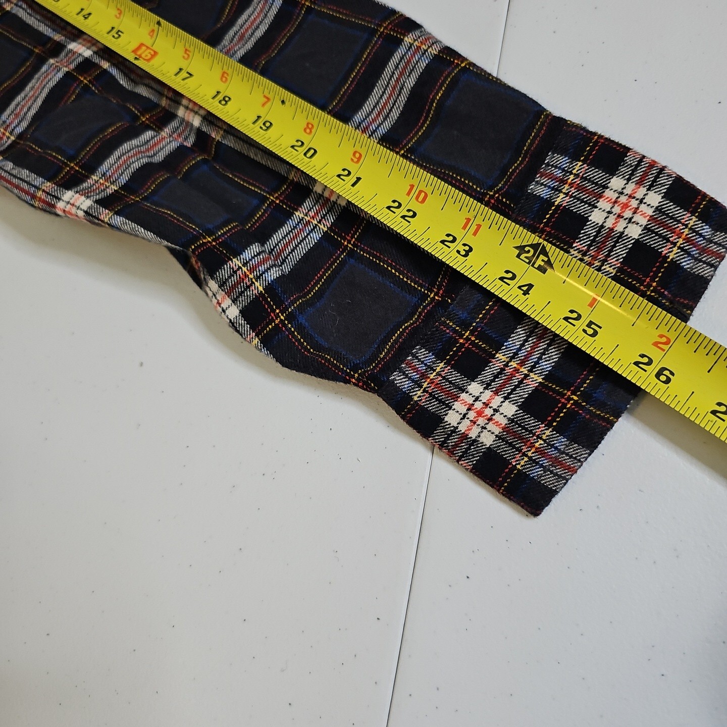 NEW NWT St. Johns Bay Flannel Long L Sleeve Dark Gray Multi-colored Plaid Shirt