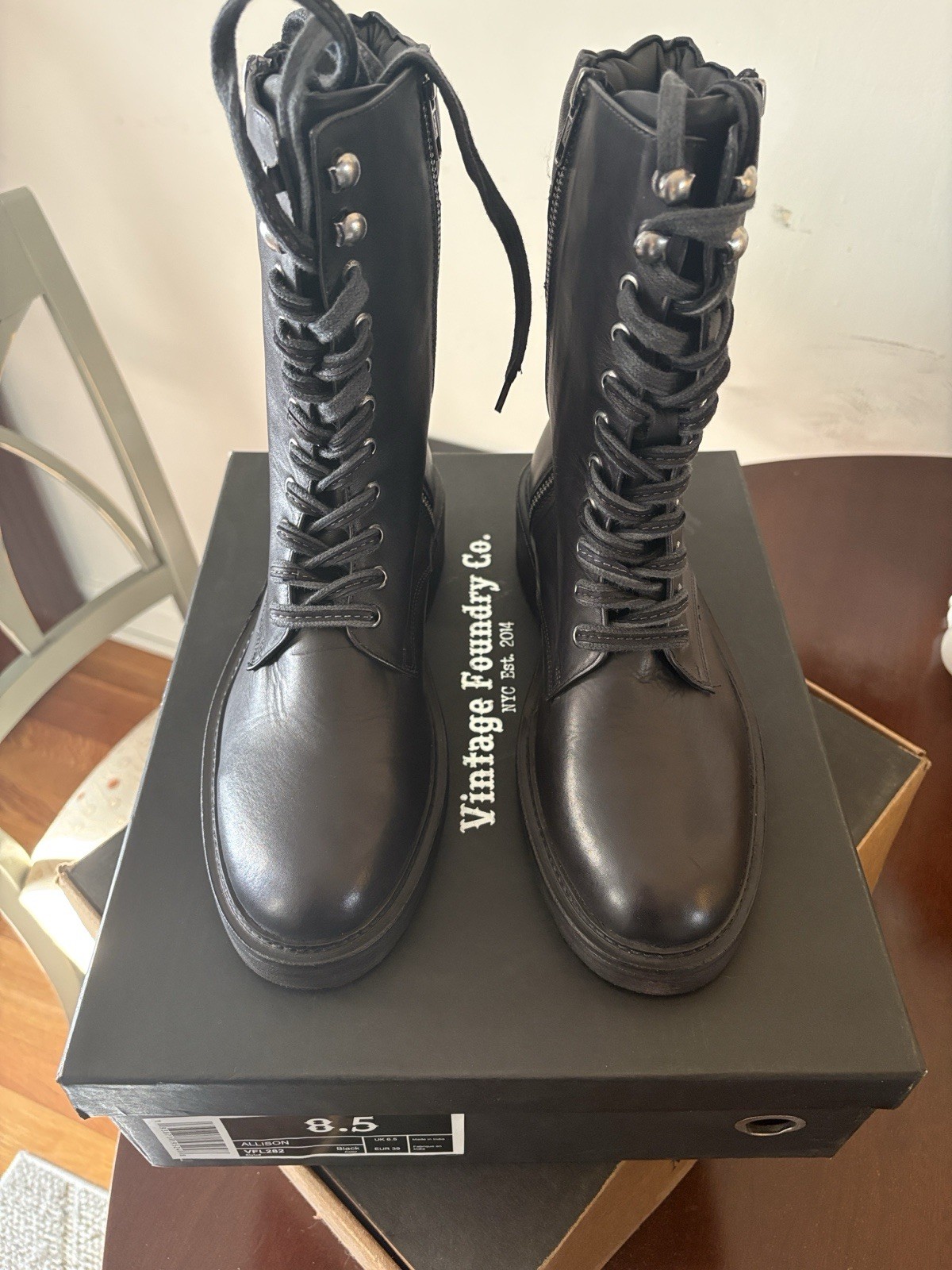 Vintage Foundry Co. Allison Black Leather Lace-Up Side Zip Combat Boots 8.5