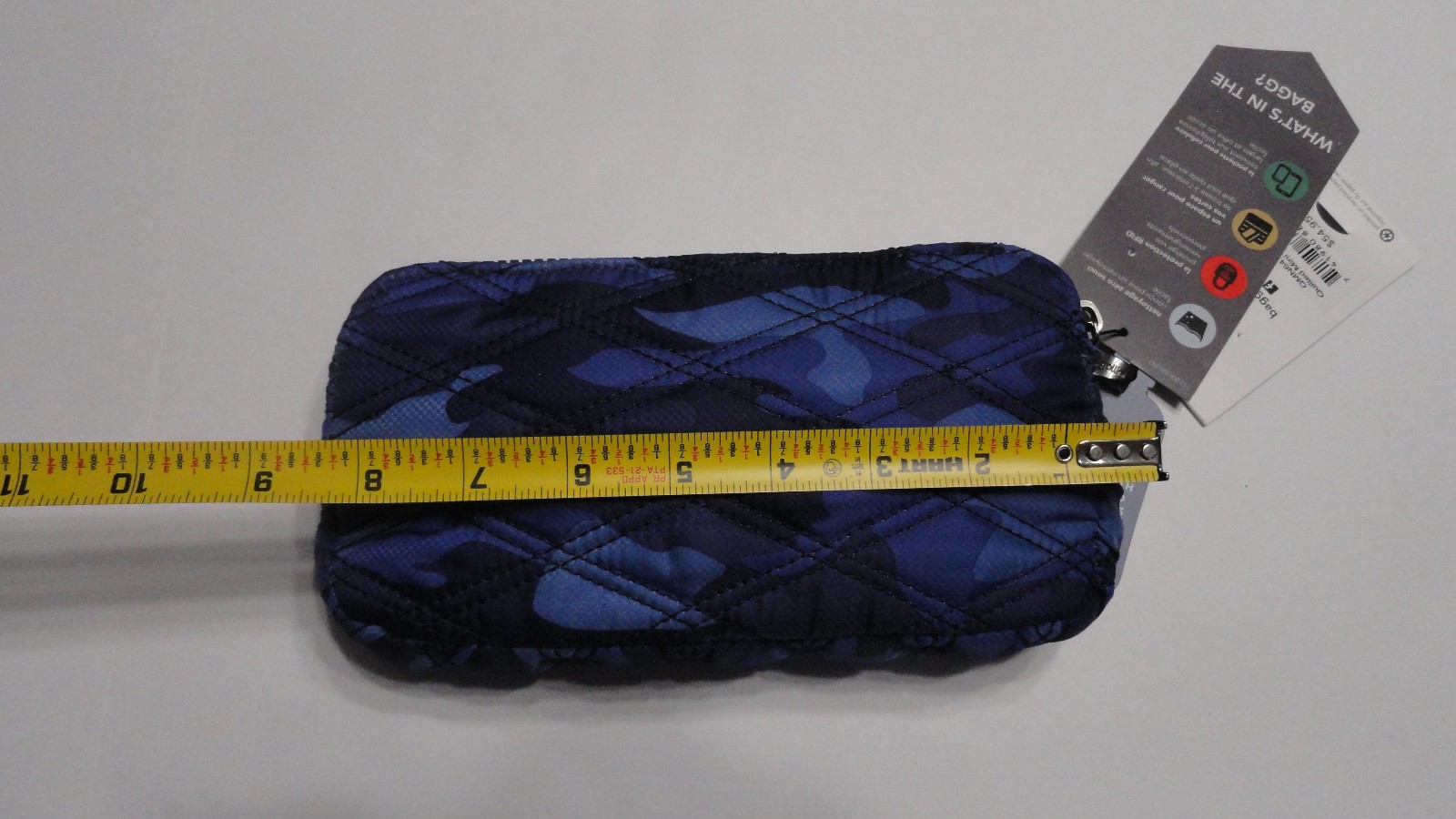 Baggallini Quilted Shades of Blue Camo Zip NWT Mini Crossbody 8 1/2 x 4″