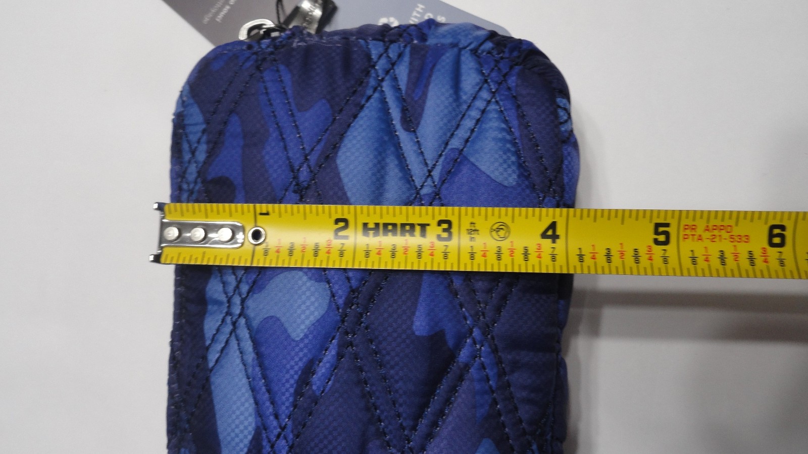 Baggallini Quilted Shades of Blue Camo Zip NWT Mini Crossbody 8 1/2 x 4″