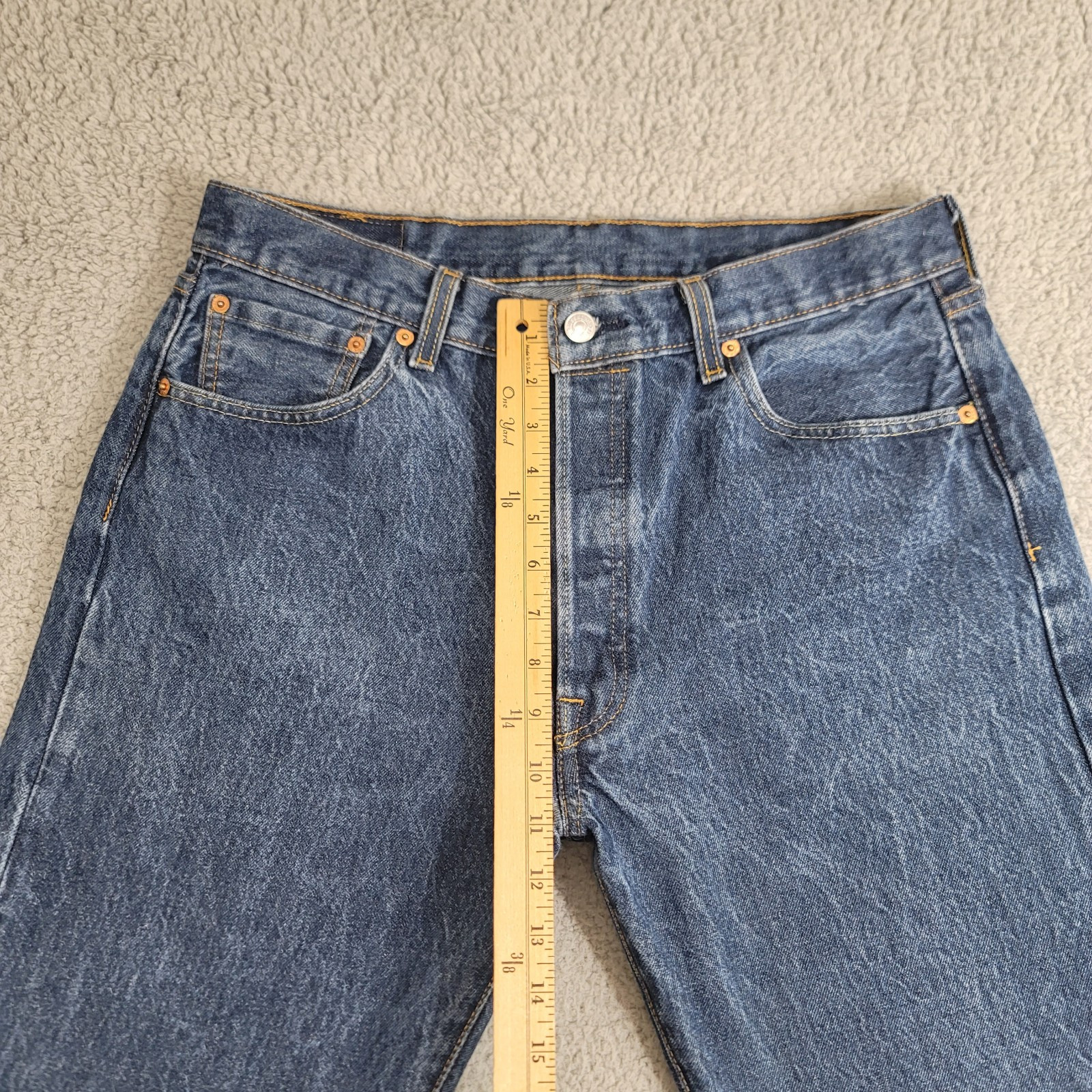 Levi’s 501 Original Shrink To Fit Jeans Men’s 33×30 Blue Button Fly Denim