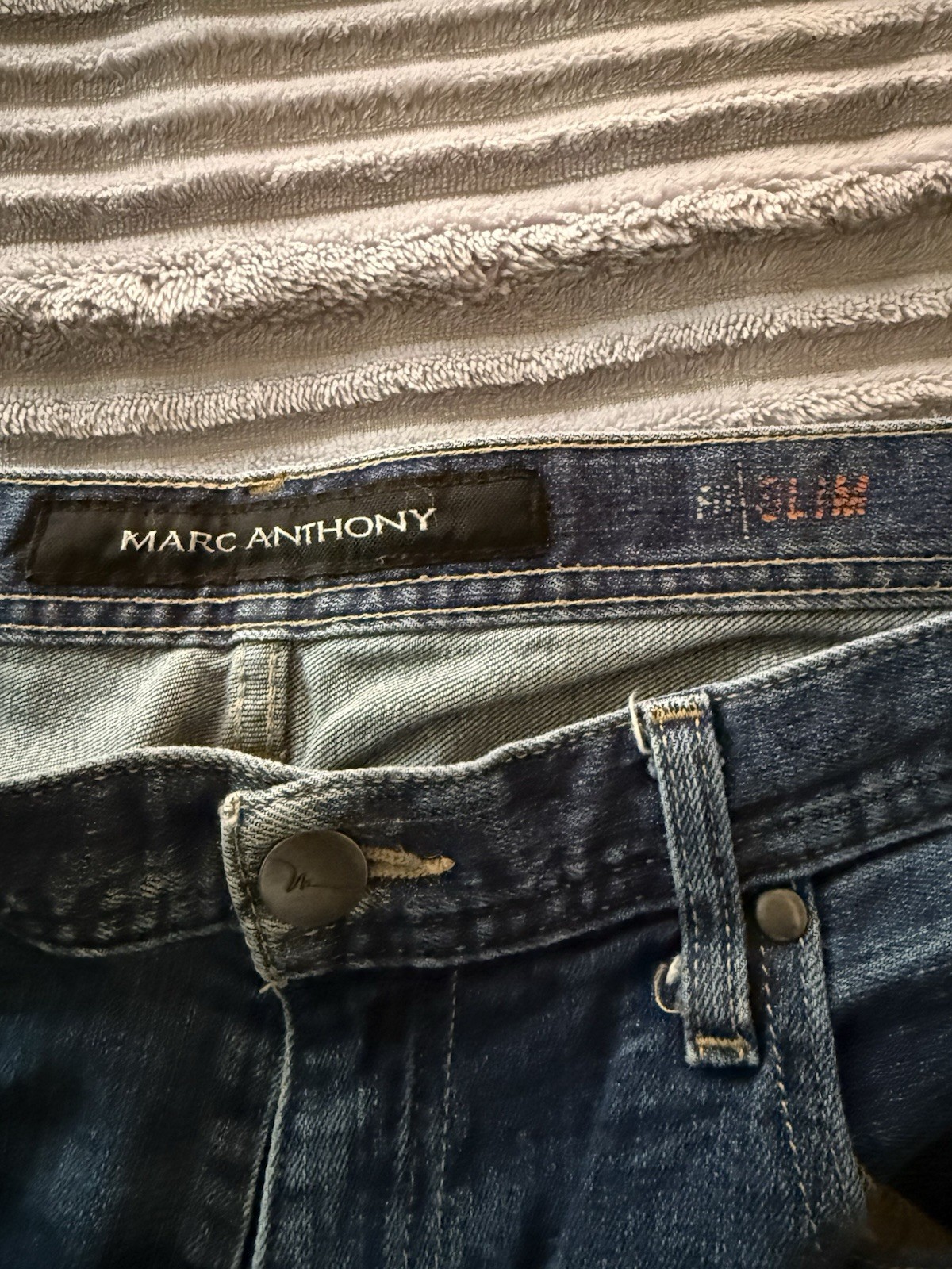 Marc Anthony (Kohls) Jeans Men’s 34×29
