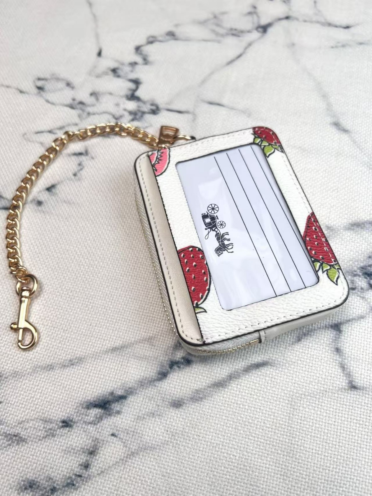 NWT Coach CAR32 Zip Card Case With Strawberry Print NWT Chalk Multi With Box