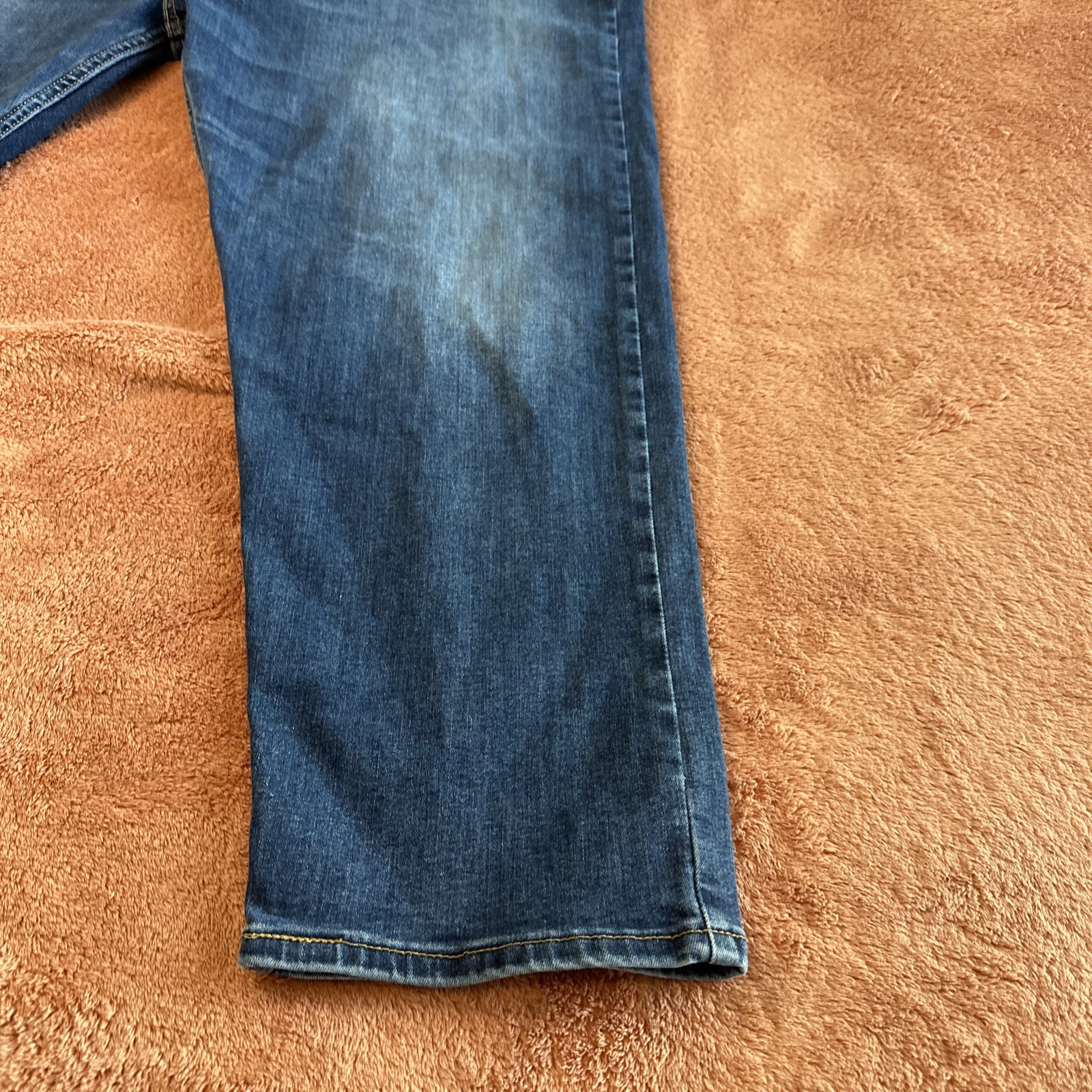Levi’s 502 Size 50 Waist 30 Inseam