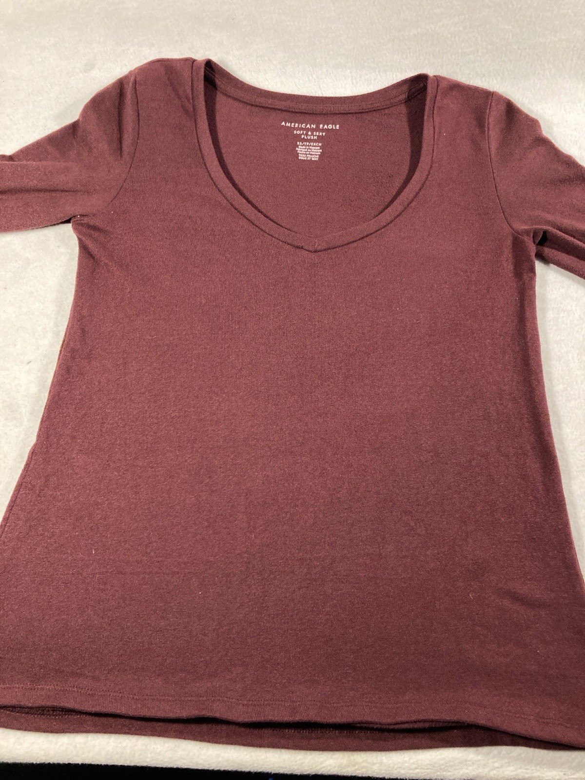 American Eagle Women’s XS Burgundy Solid V-Neck Long Sleeve Pullover T-Shirt