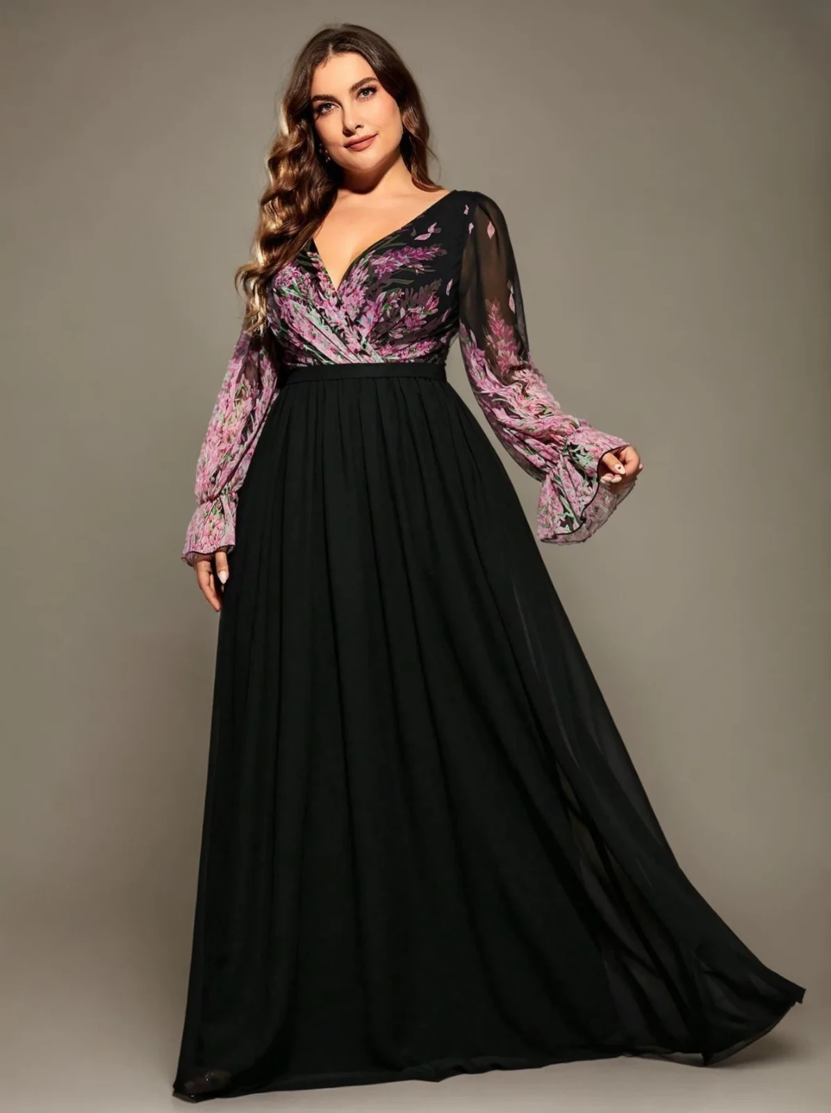 NWT Curveins 2X 18-20 Black Floral Patchwork Maxi Dress V-Neck Flare Sleeves