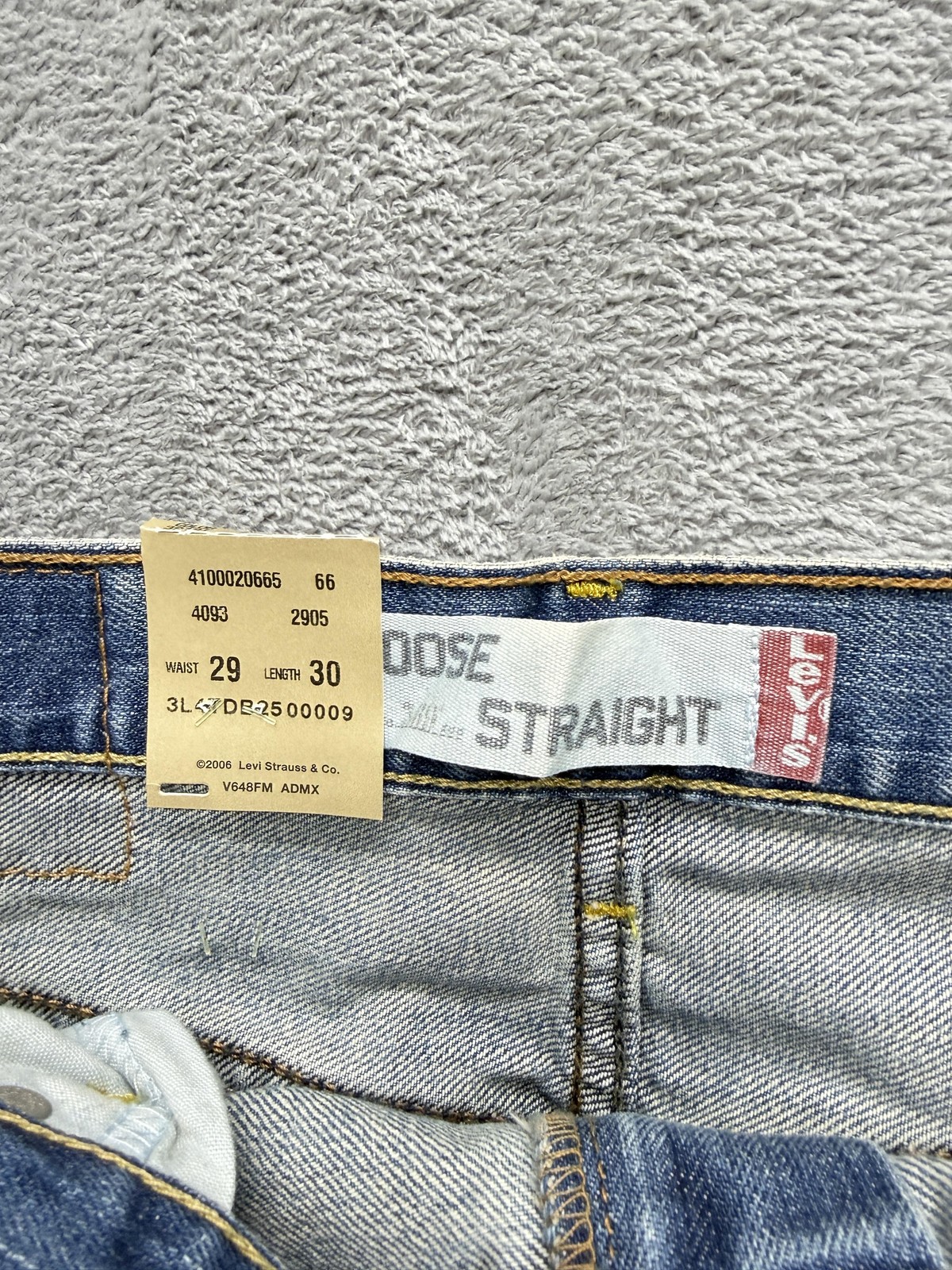 Levis 569 Jeans Mens Measured 30×30 Blue Loose Straight Classic Denim Zip Fly