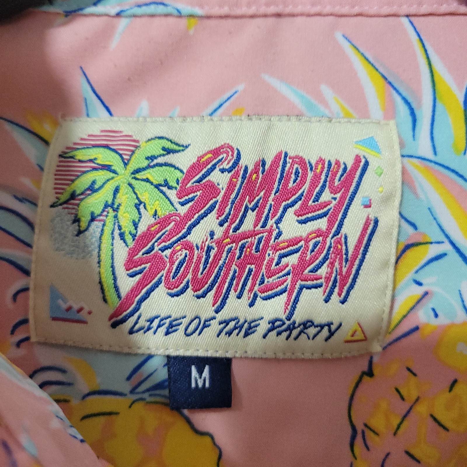 ​Simply Southern Life of the Party Shirt Mens M Pink Pineapple Beach