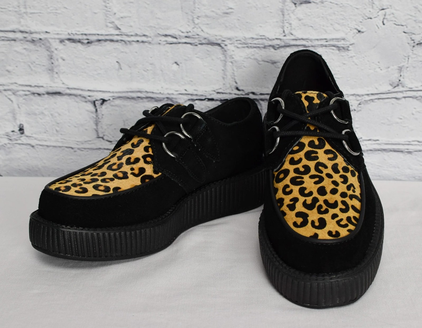 NIB T.U.K. FOOTWEAR Black & Leopard Viva Low Creeper – US Men’s 4 Women-6