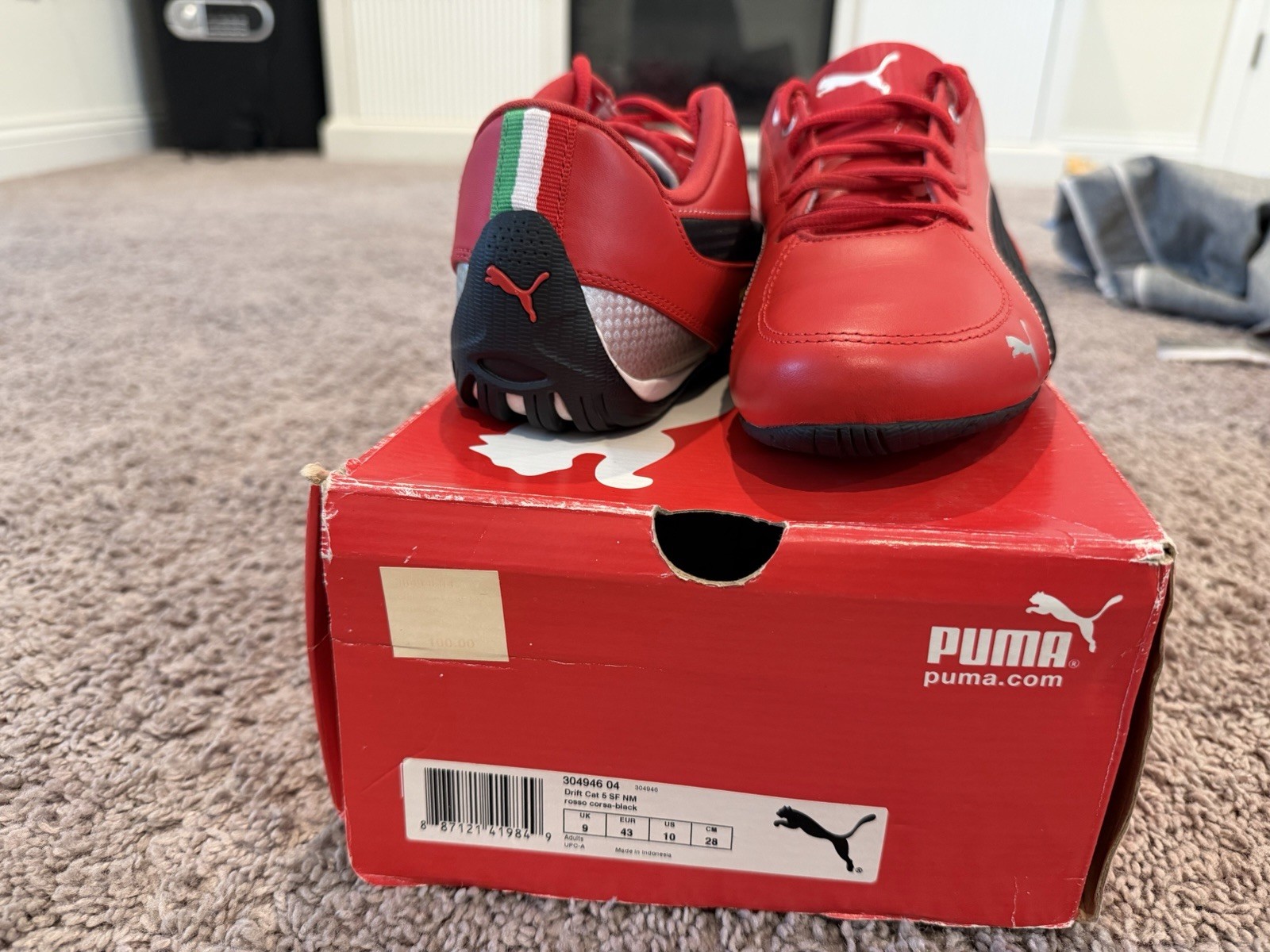 PUMA Drift Cat 4 SF Ferrari Men’s Low Top Leather Lace-Up Sneakers Red/Black
