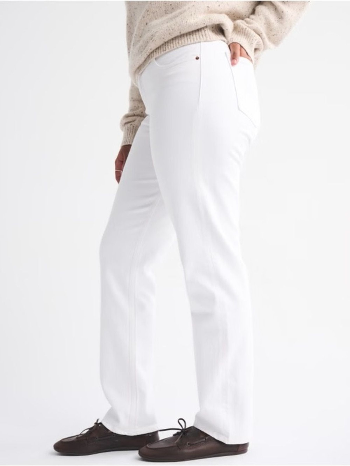 Abercrombie Curve Love Mid-rise 90’s Straight Women’s White Jeans