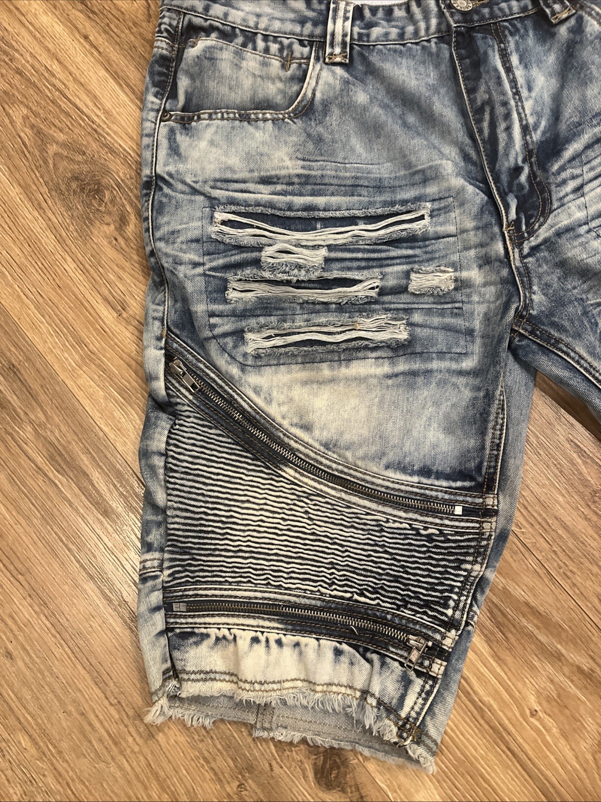 Smoke Rise Sz 38 Denim Shorts Cotton Blend “Rip & Repair” Style with Zippers EUC