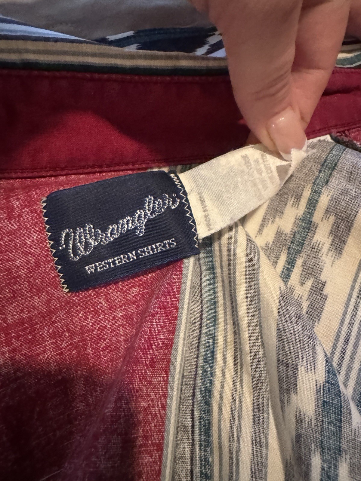 *Vintage*Wrangler Men’s Pearl snap Western Striped Long Sleeved brush popper