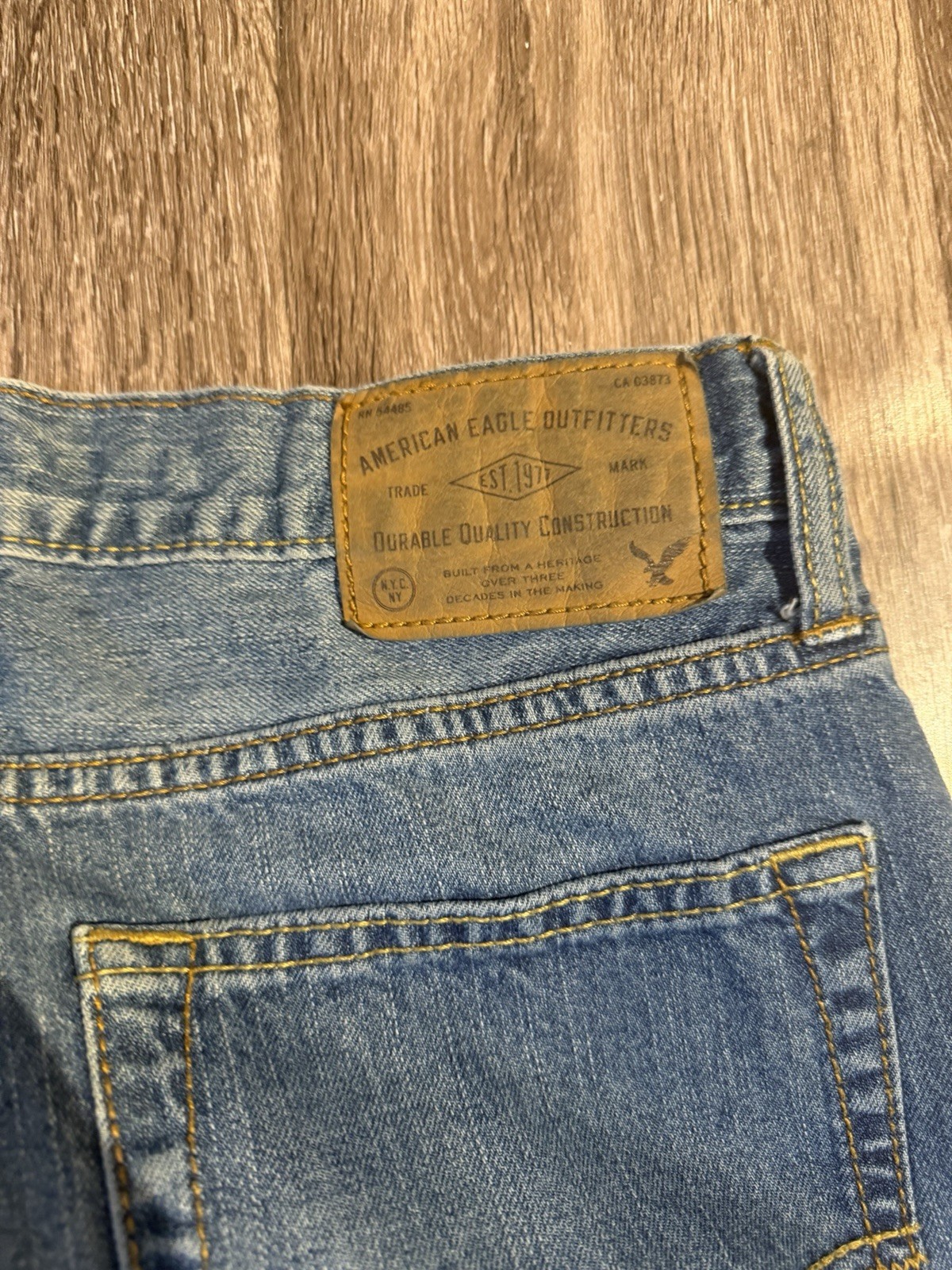 American Eagle Outfitters Original Straight Mid Rise Medium Wash Denim 30×30