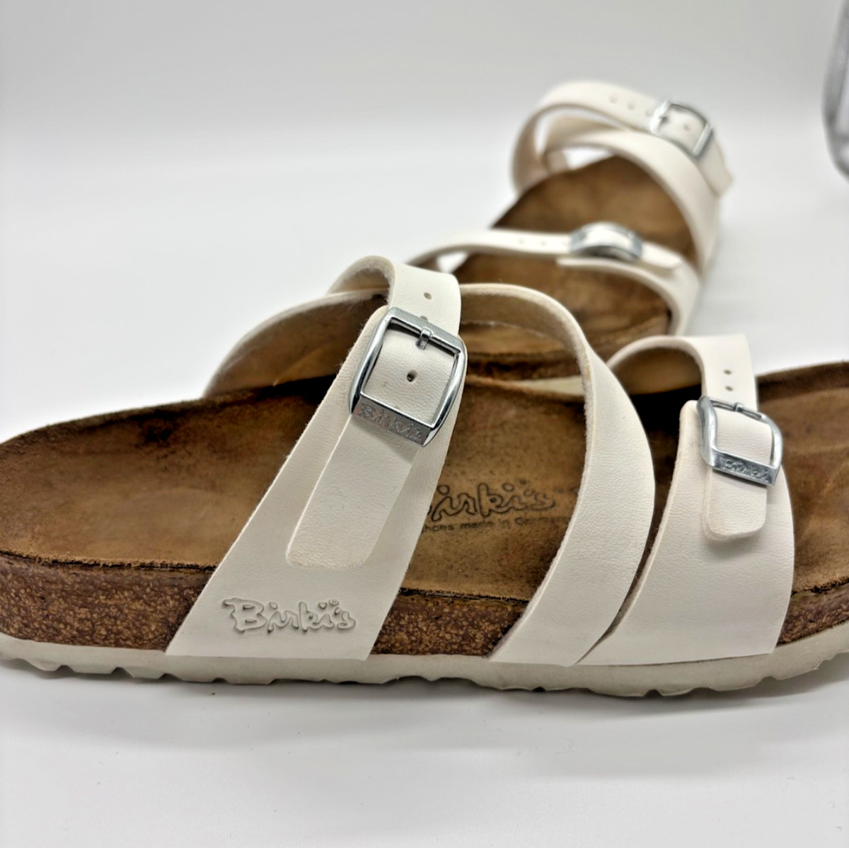 Birkenstock Birki’s Salina Sandals White Strappy Buckle Slides EU 40 US 9