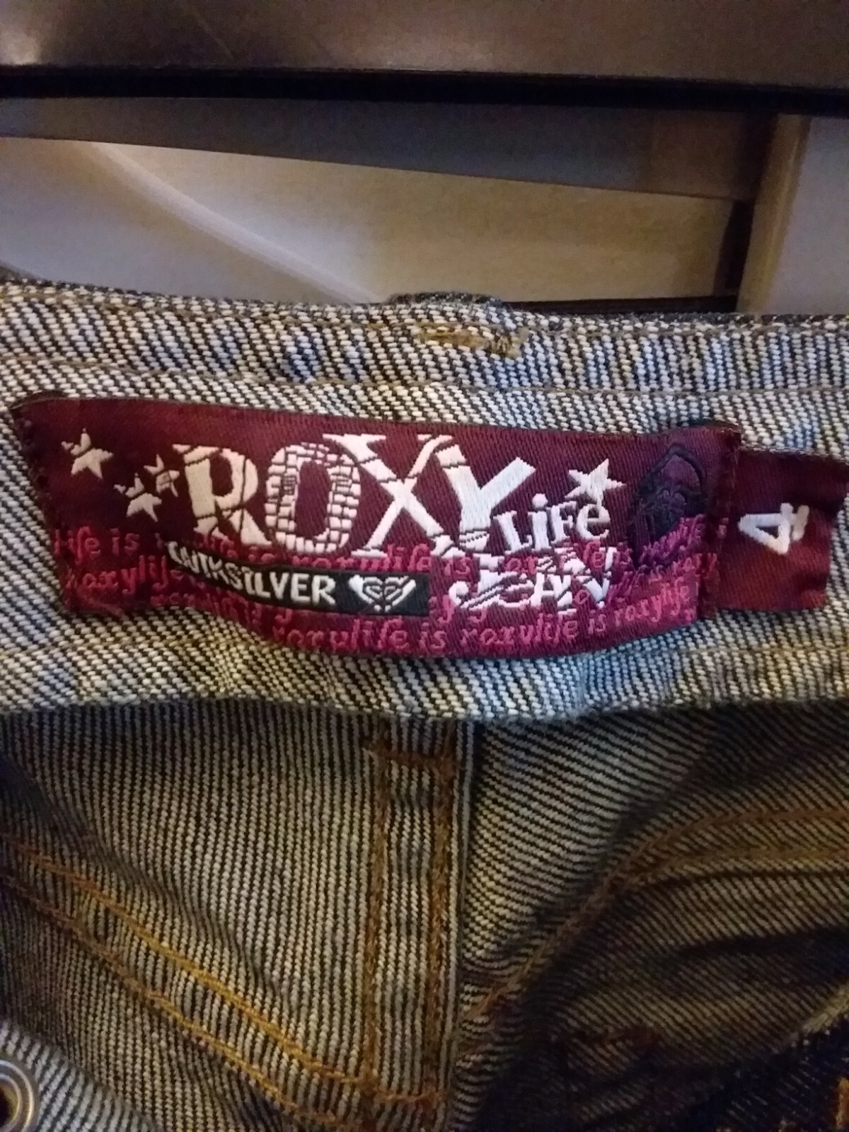 RARE QUIKSILVER ROXY LIFE BLUE BOOTCUT JEANS METAL HOOP DETAIL SIZE4 32W 32L