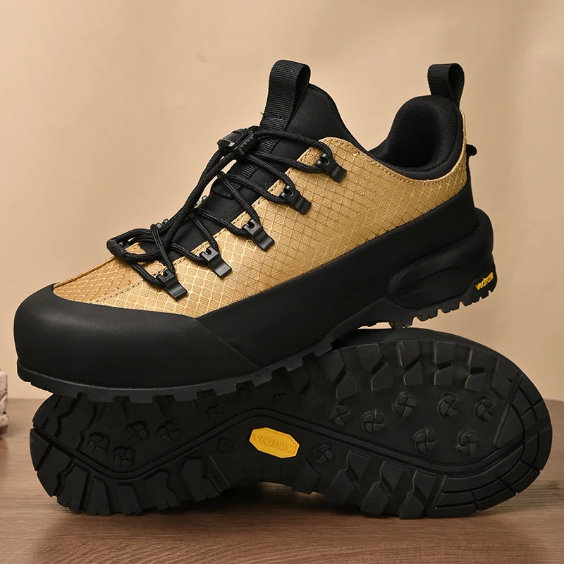 Men’s Lightweight Sneakers Casual Walking Non-Slip Breathable Mesh Sports Shoes