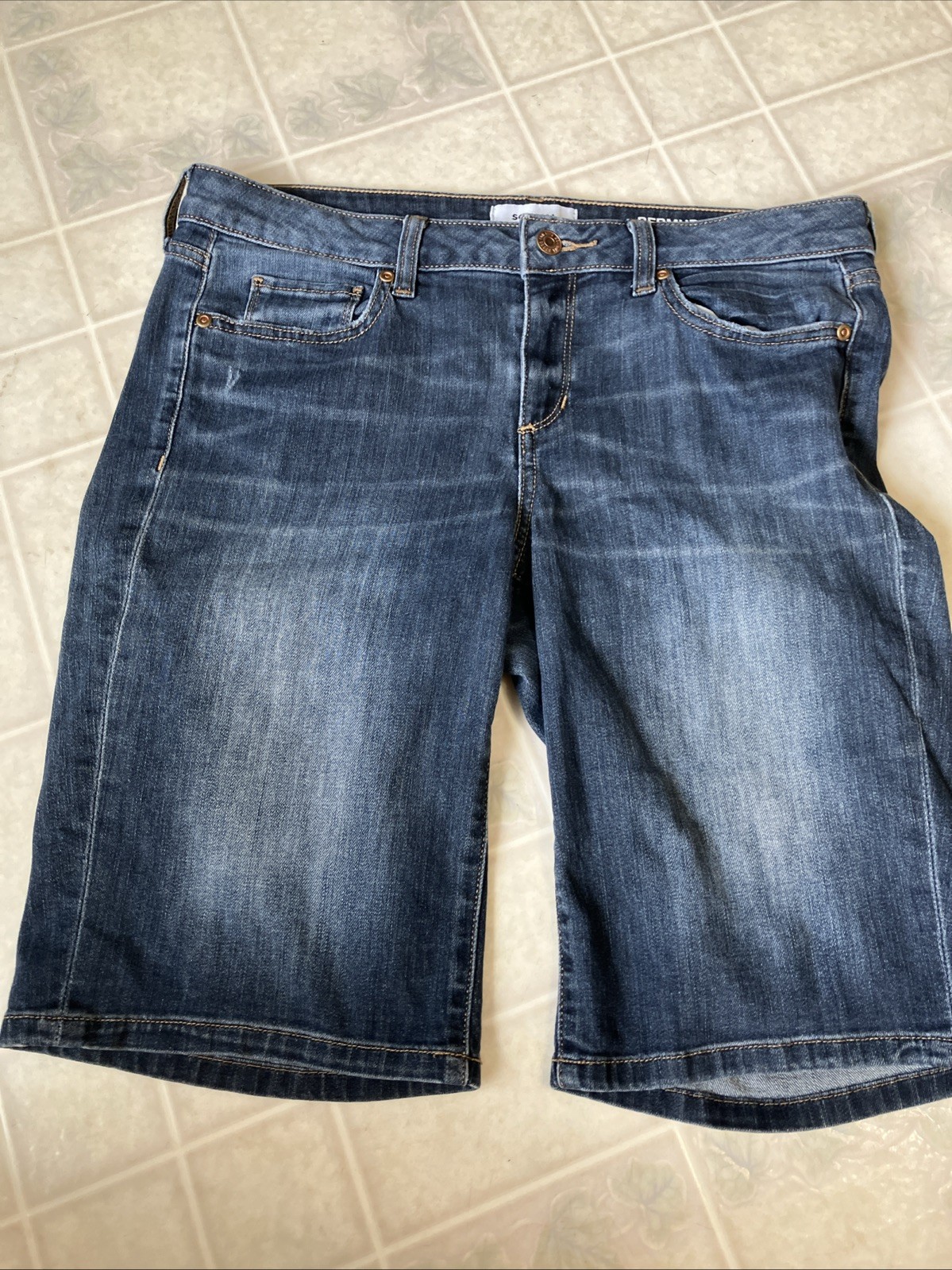 Sonoma Bermuda Midrise Women’s Size 10 Denim Dark Wash 11 1/4″ Inseam