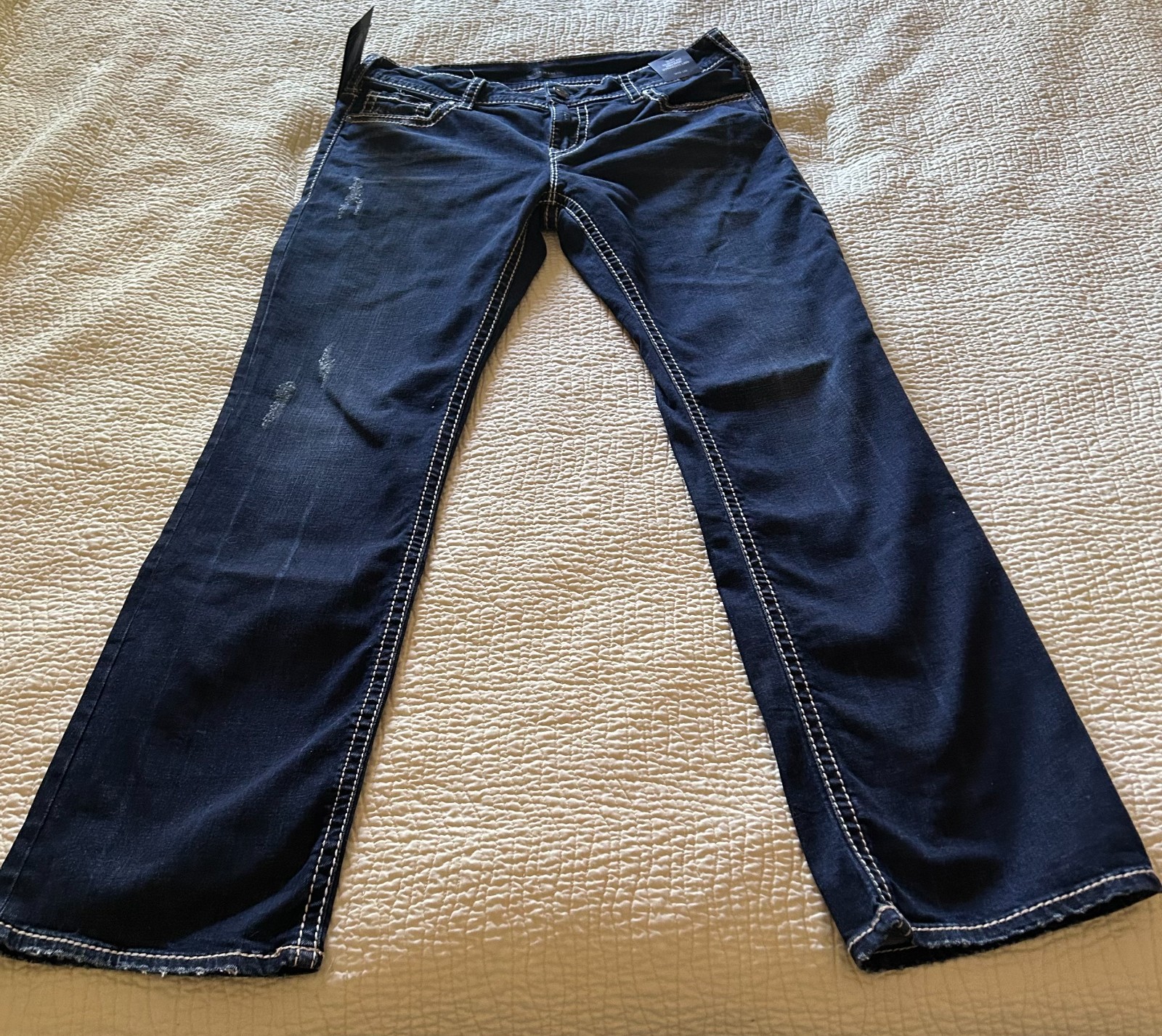 Silver Jeans Co. Suki Curvy Fit Mid Rise Bootcut 33 x 32 Dark Blue Denim NWT