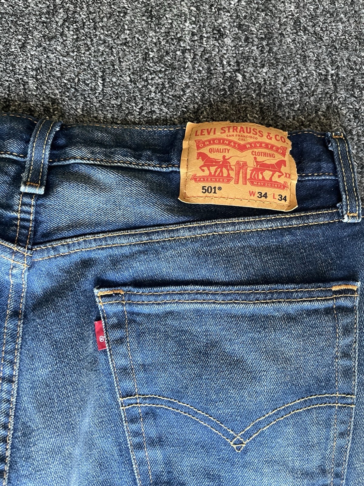 Levi’s 501 Straight Fit Men’s Jeans – Rinse
