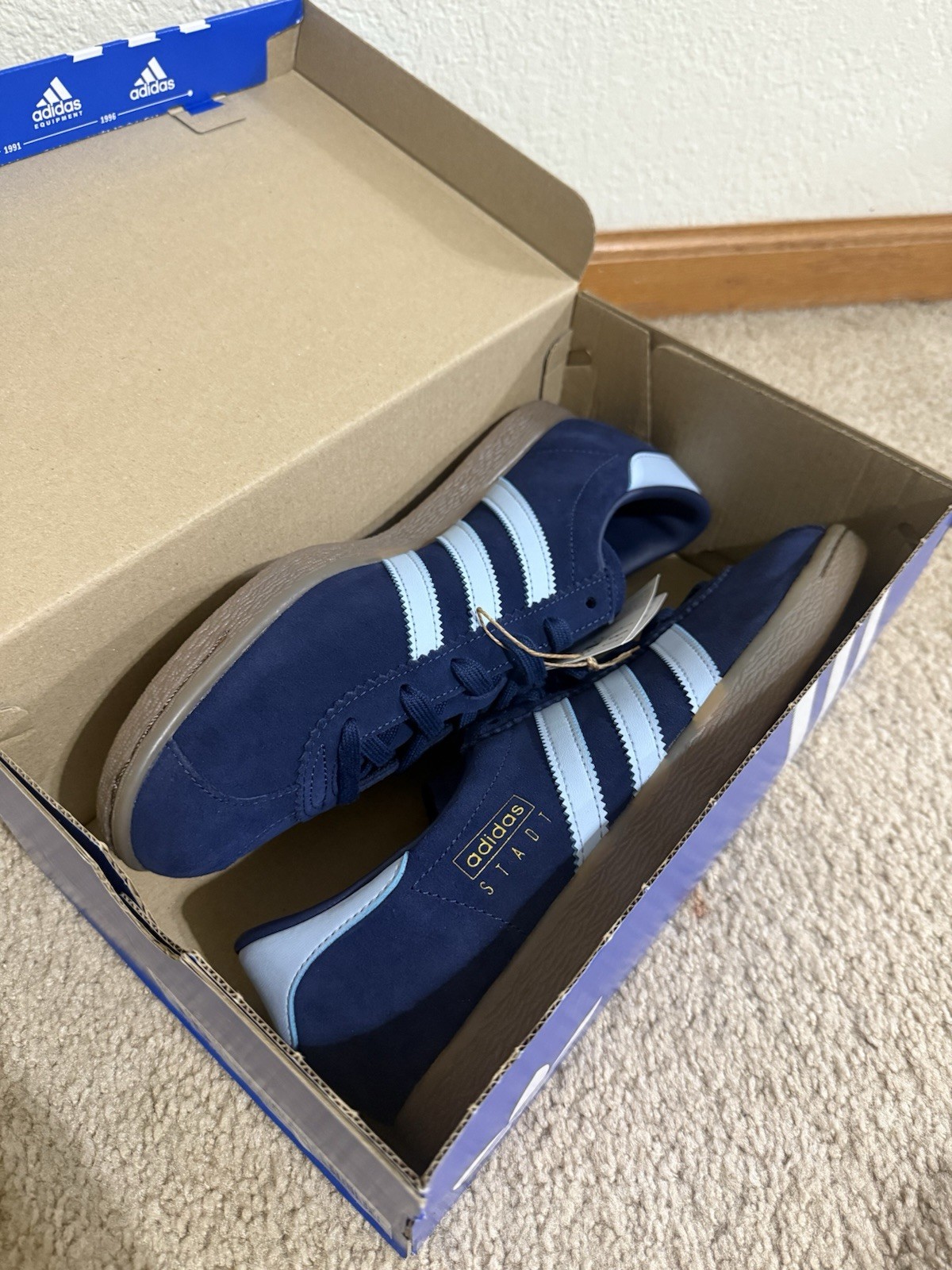 adidas Originals Stadt Men’s Athletic Sneakers Shoes New Multiple Sz Available