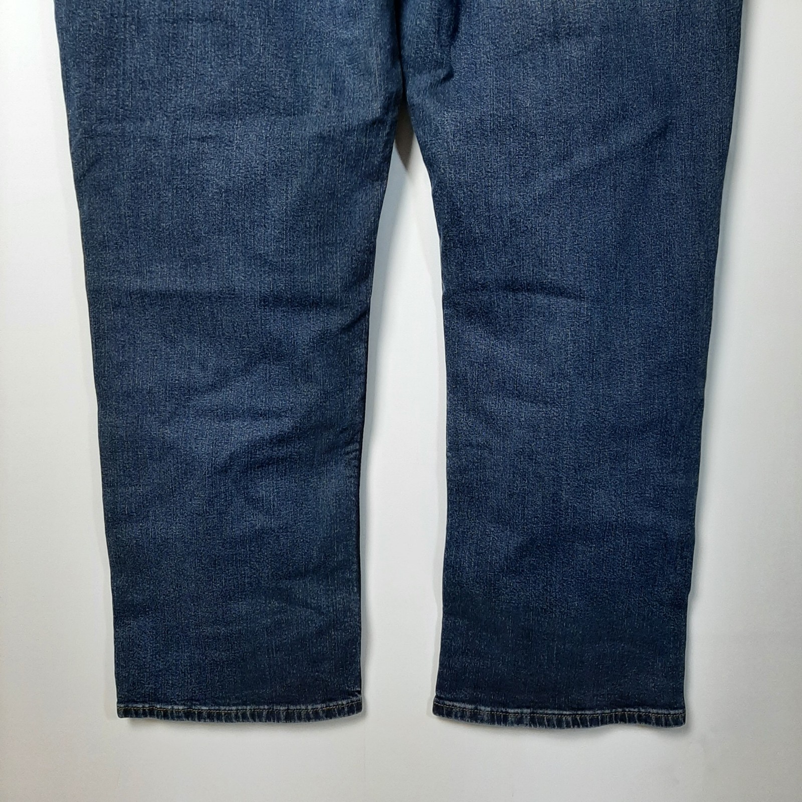 Signature by Levi Strauss Straight Jeans Mens 44×30 (FITS 42×28.5) Blue Denim