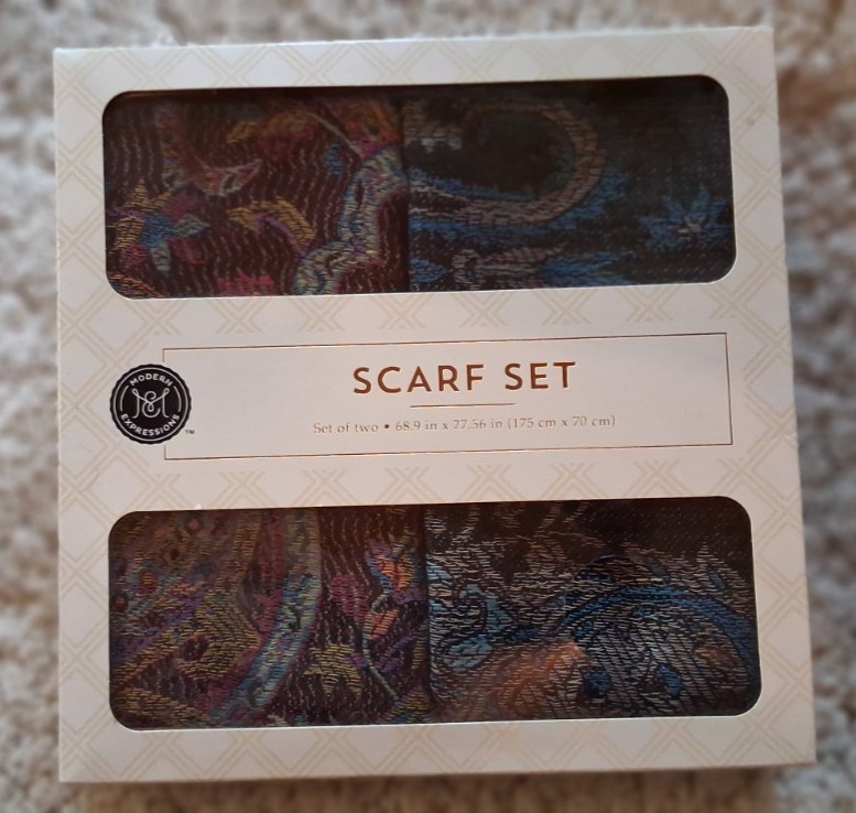 New MODERN EXPRESSIONS Scarf Set~ 2 Scarves ~ 68.8 in x 27.5 in (175 cm X 70 cm)