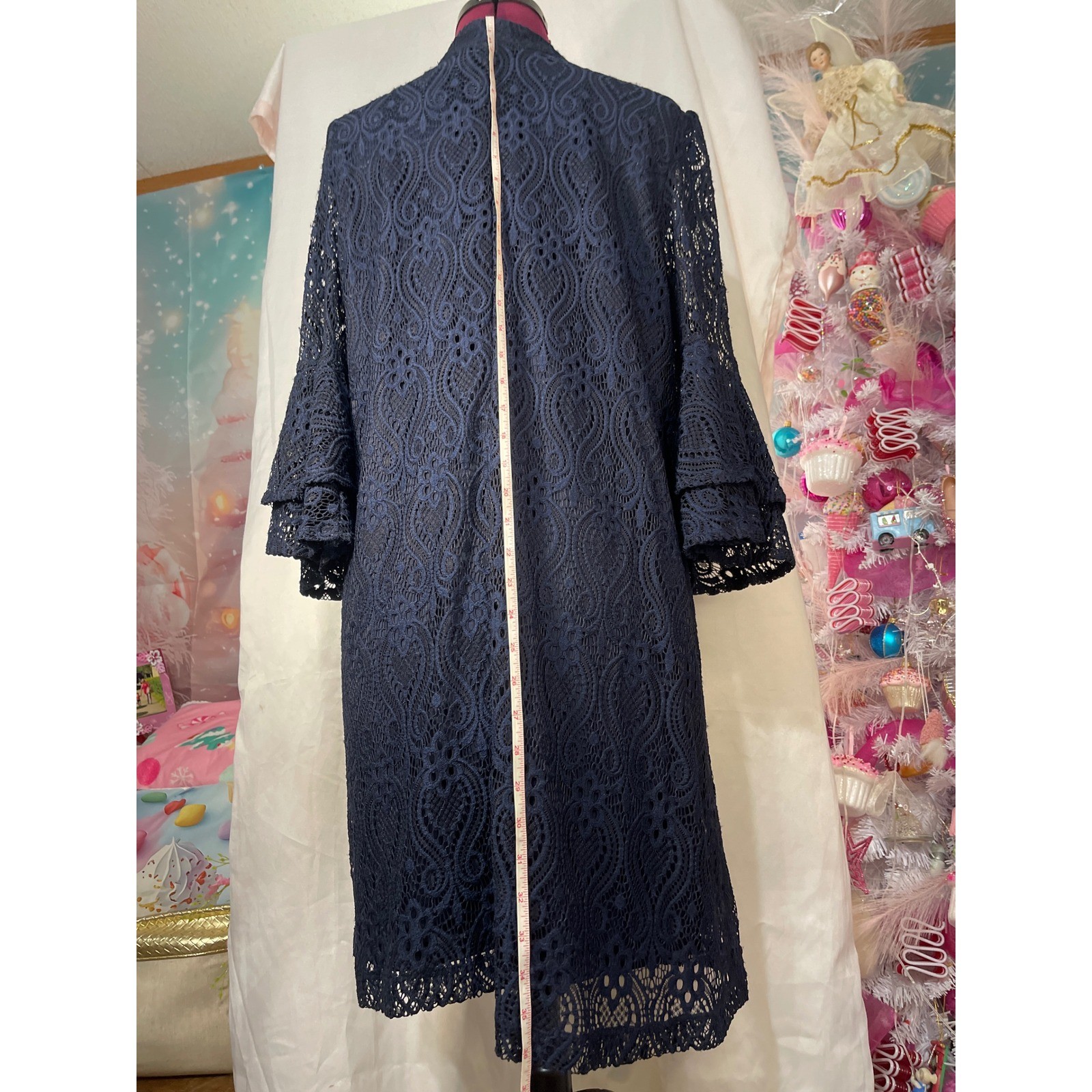 Beige by Eci Lace Dress Women Large Navy Blue Good Tiered Bell Sleeve Paisley