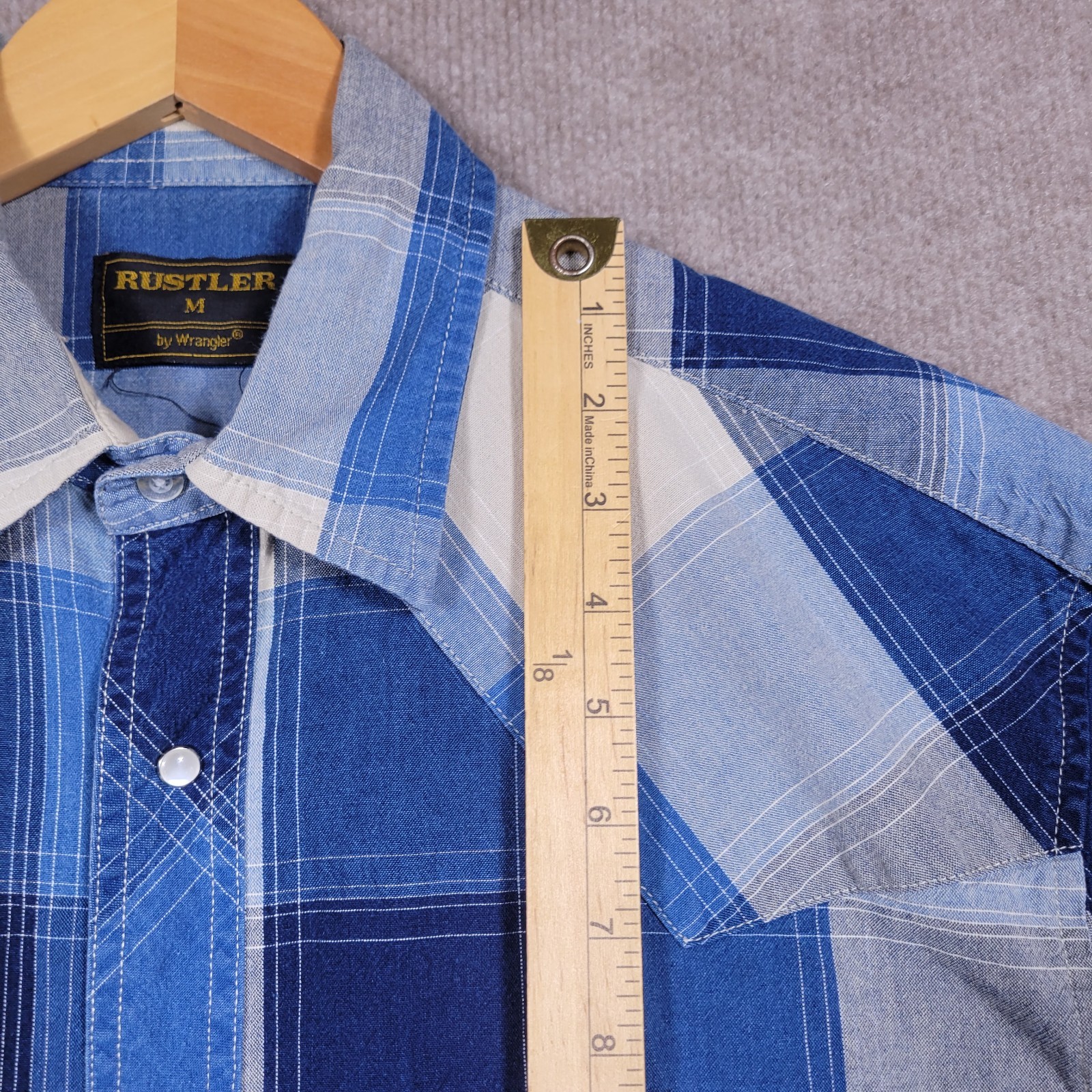 RUSTLER BY WRANGLER Shirt Men’s Medium Pearl Snap Shortsleeve Blue Plaid Western