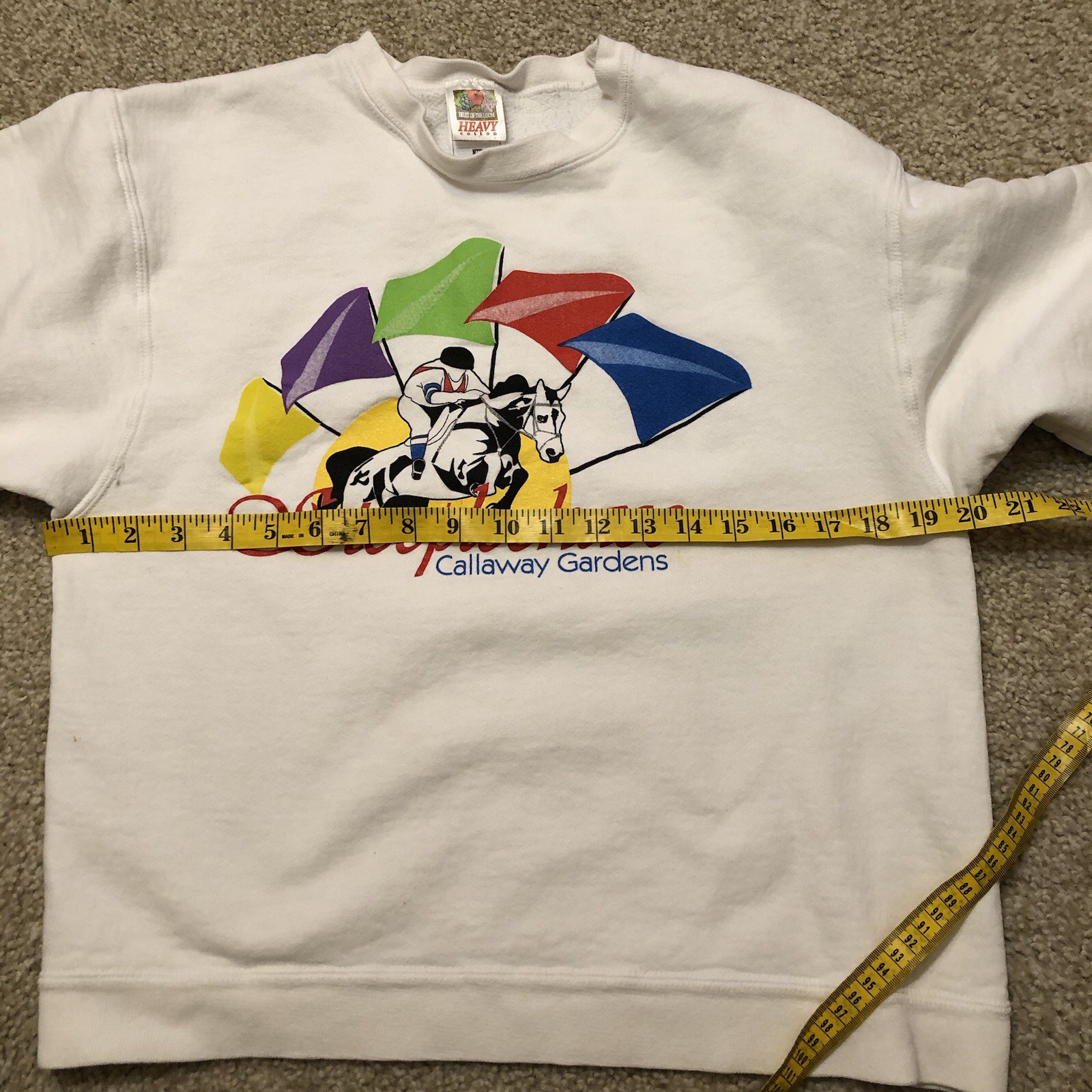Vintage Steeplechase Horse Race Caraway Gardens Sweatshirt Small/Medium White