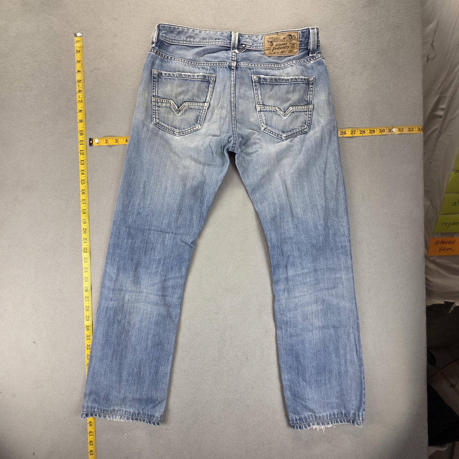 Diesel Jeans Mens 31×34 Blue Larkee Straight Distressed Button Fly 008XR