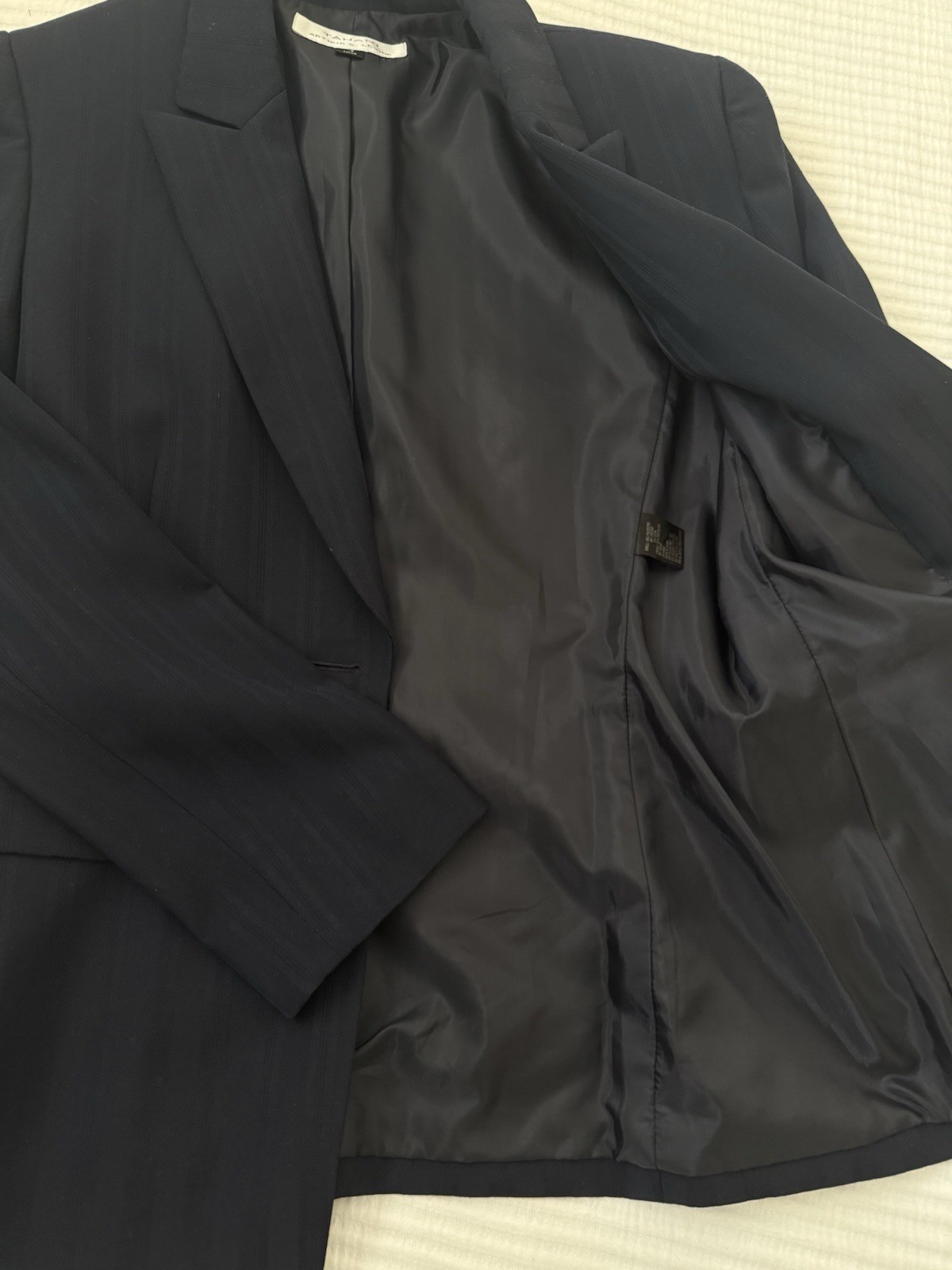 Tahari Arthur S. Levine Women’s Black Pinstripe Blazer 12 One-Button Lined