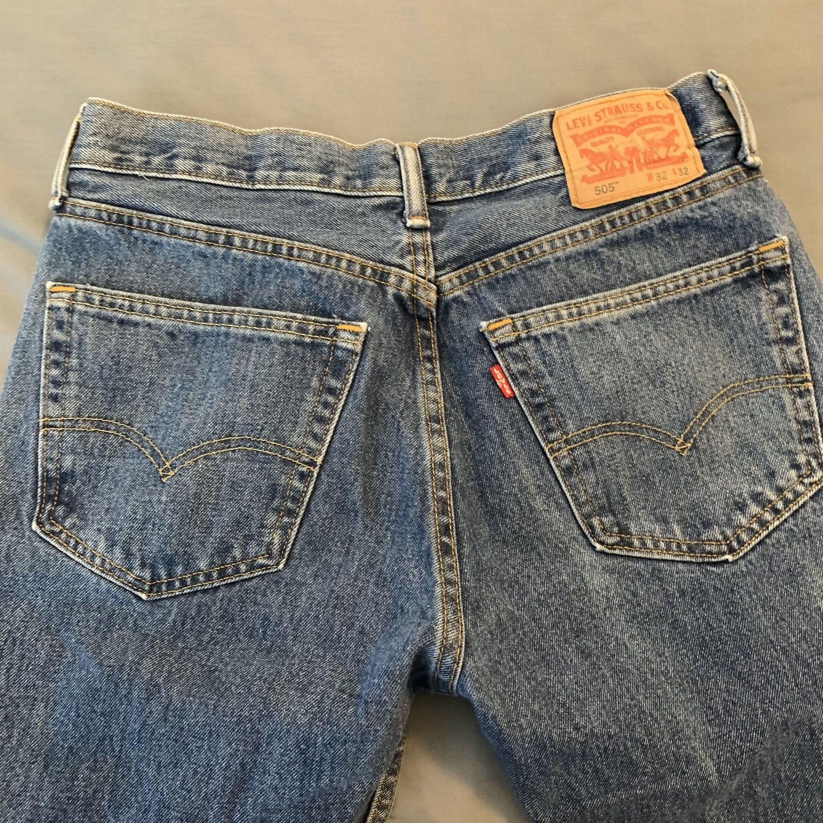 Levis 505 Jeans Mens 31×27 Blue Medium Wash Straight Leg Raw Hem Denim Pants