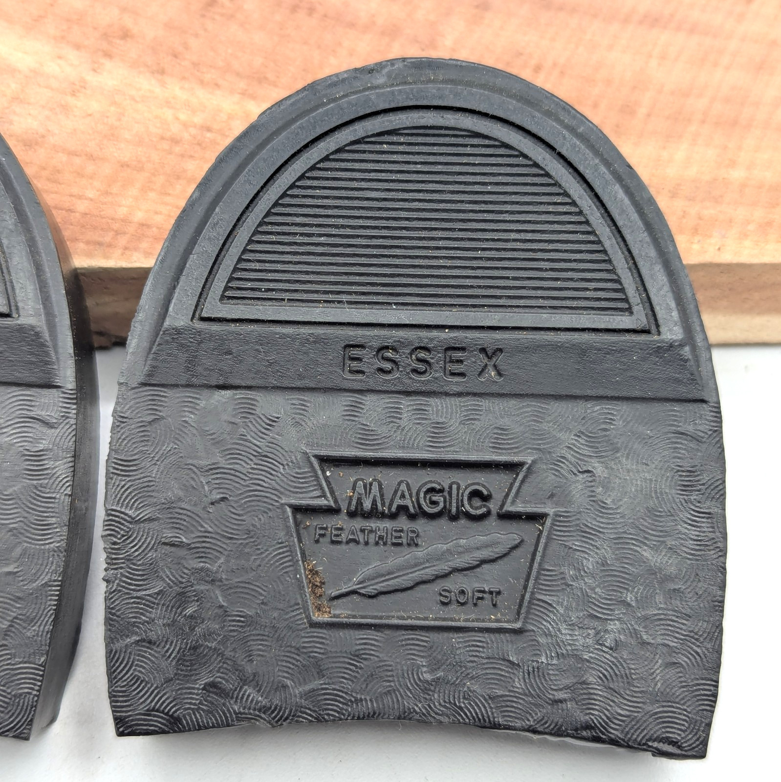 Essex Magic Feather Soft Size B-5 Heels Classic Heel Design 1 Pair Neutral