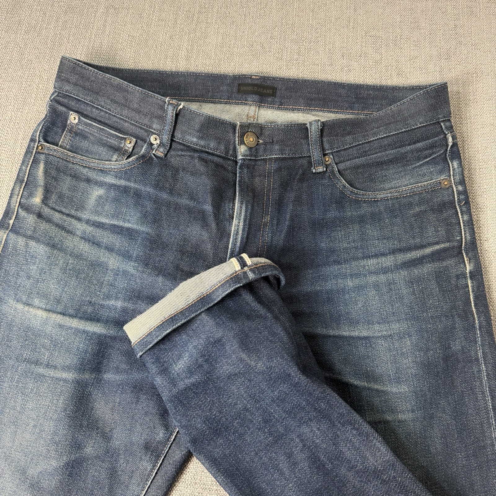Uniqlo Jeans Mens 33×30 Dark Wash Blue Slim Straight Selvage Stretch Denim