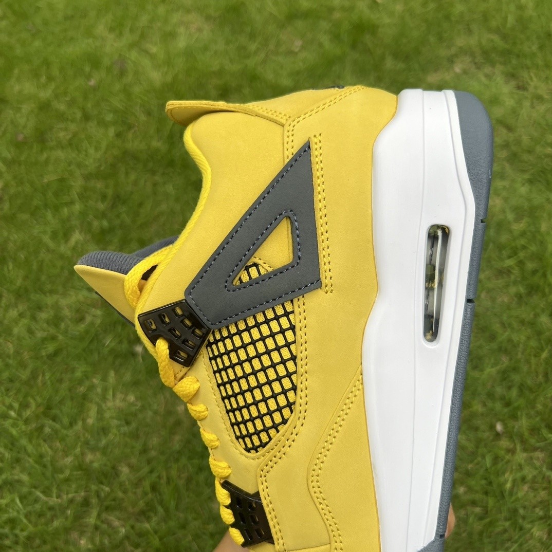 AJ 4 Retro Lightnin CT8527-700 Men’s Basketball shoes Sizes 4-14