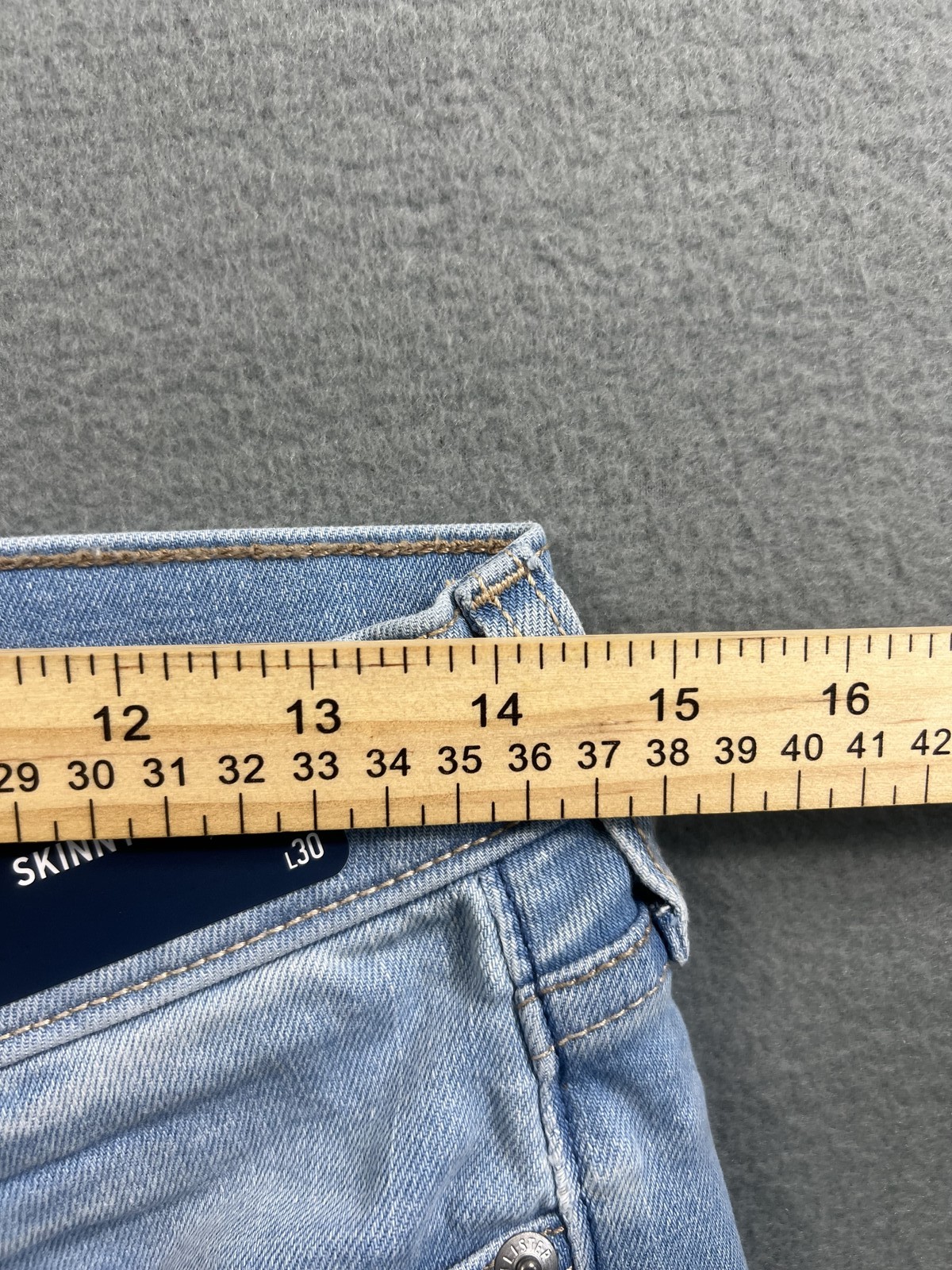 Hollister Men’s 30×30 Light Wash Skinny Jeans Advanced Stretch