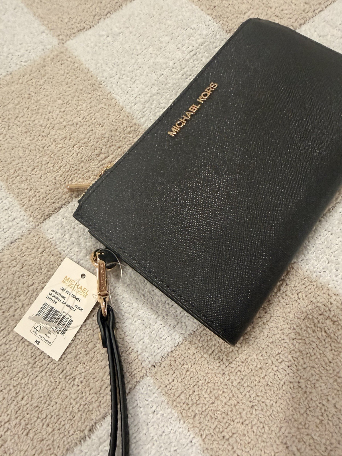 Michael Kors Jet Set Travel Black Double Zip Wristlet Wallet w/ Card Slots